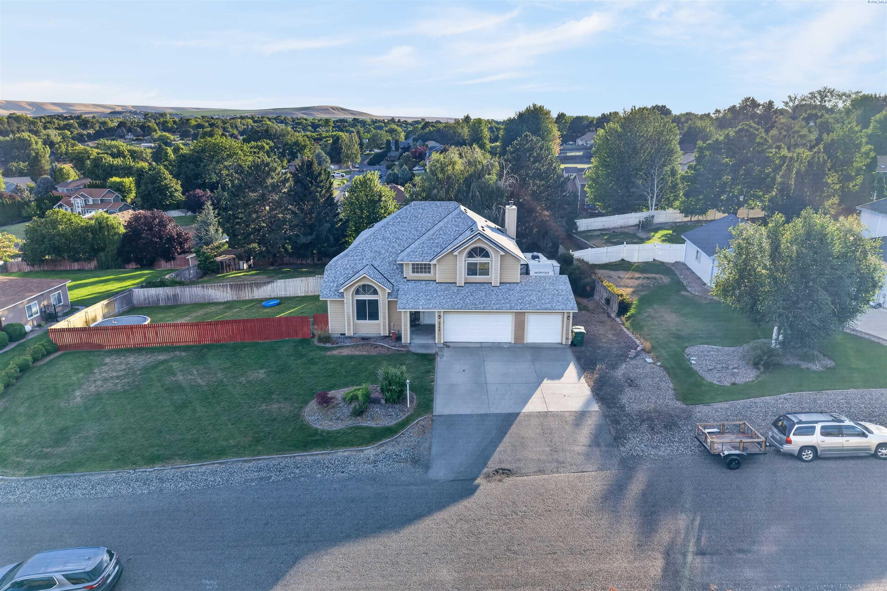 2792 Katie Rd, Kennewick, WA 99338