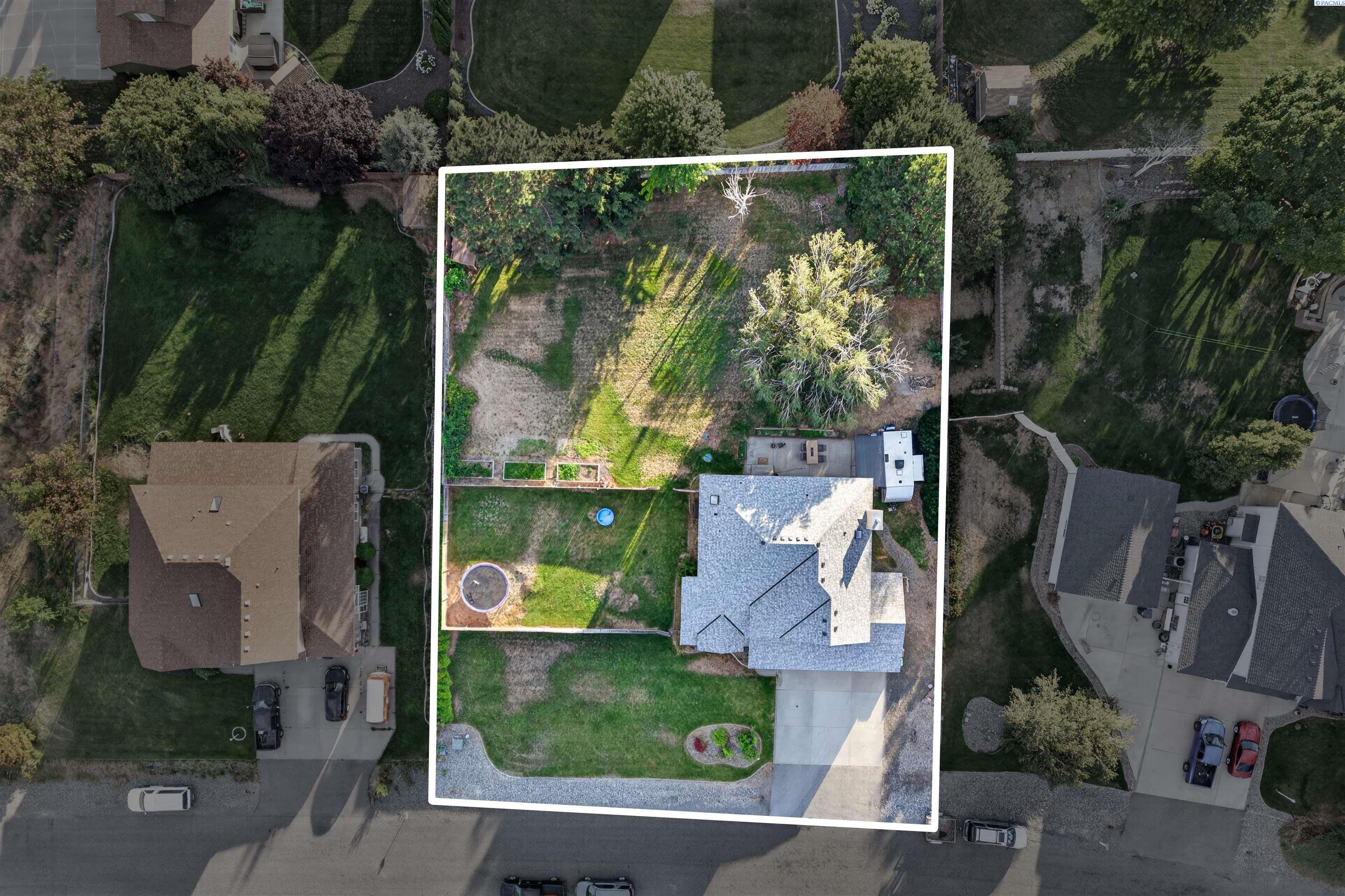 2792 Katie Rd, Kennewick, WA 99338