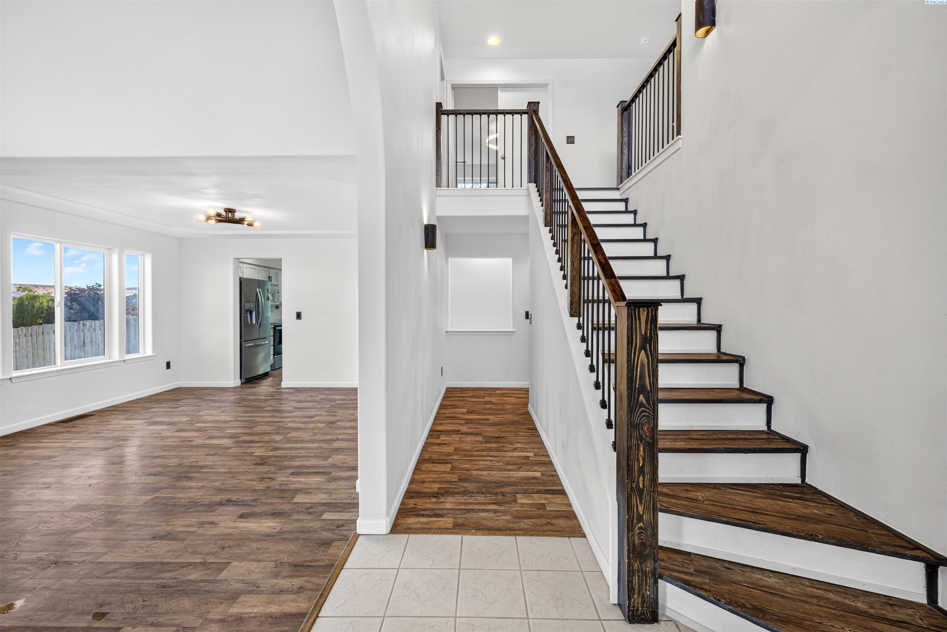 2792 Katie Rd, Kennewick, WA 99338