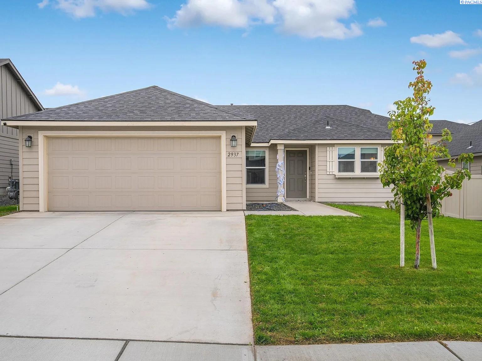 2937 Castle Rock Blvd, Richland, WA 99352