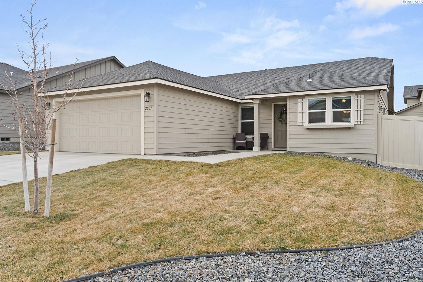 2937 Castle Rock Blvd, Richland, WA 99352
