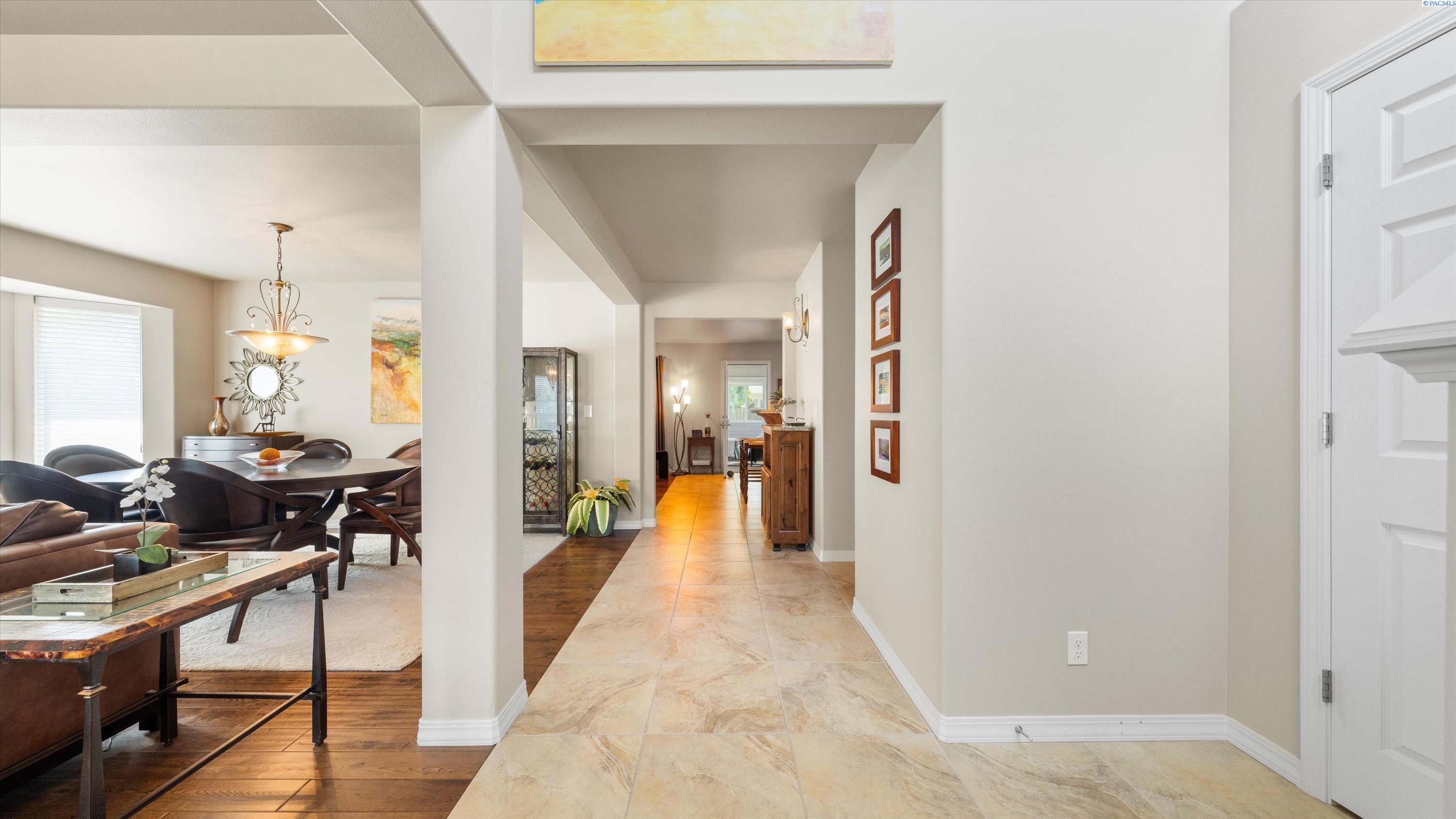 3604 Ledbetter St, Kennewick, WA 99338