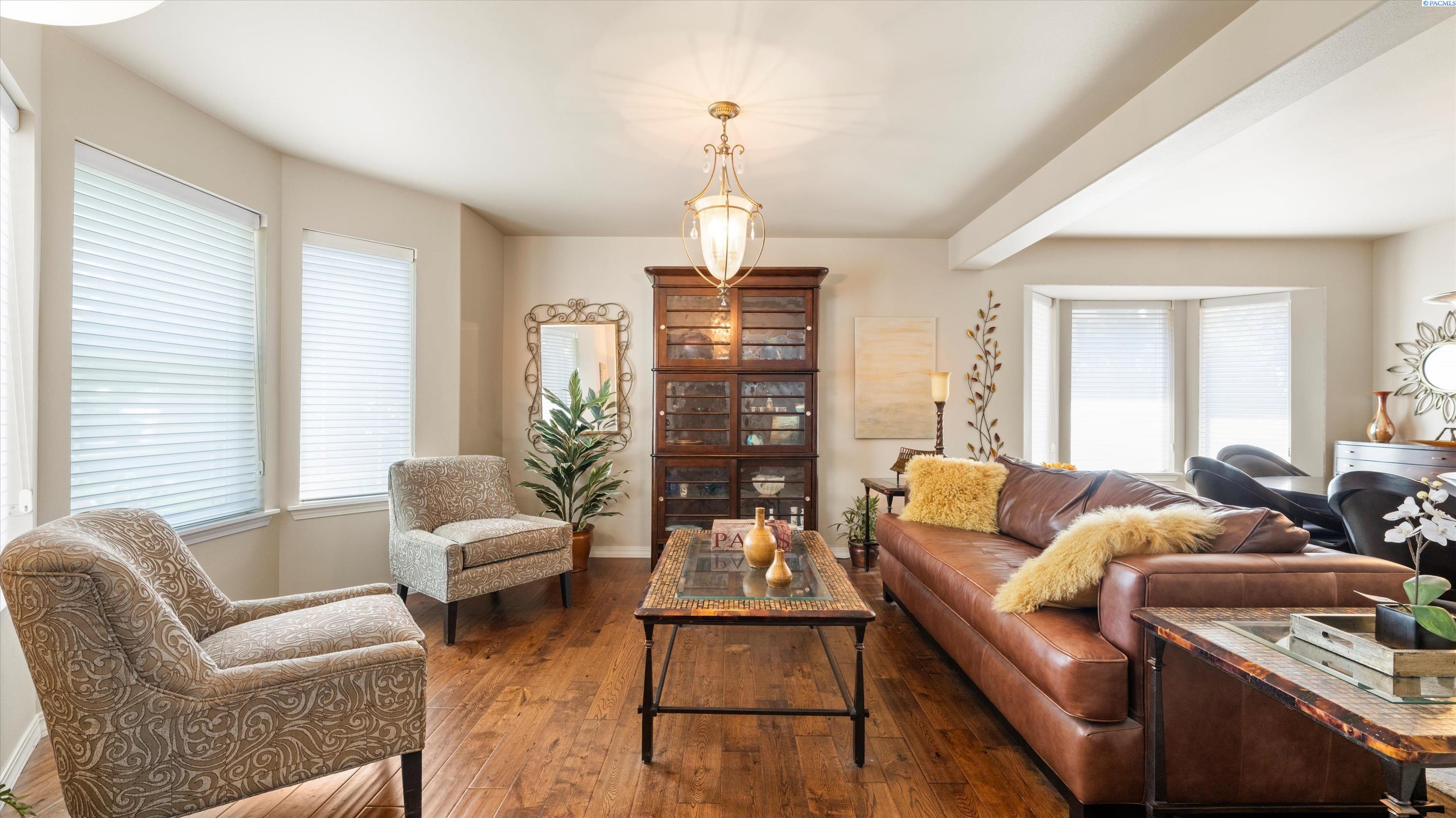 3604 Ledbetter St, Kennewick, WA 99338