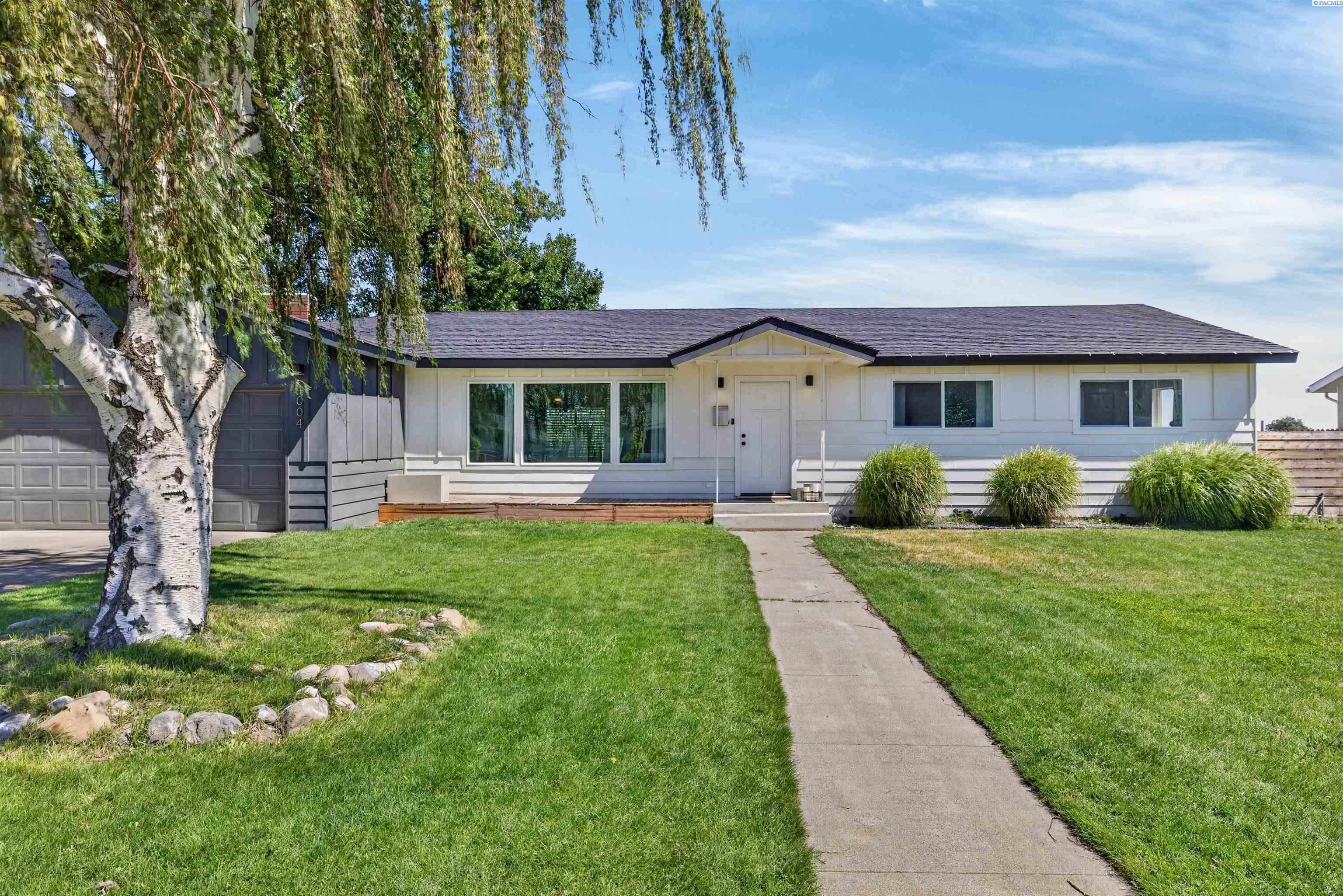 4004 Okanogan Ave, Kennewick, WA 99336