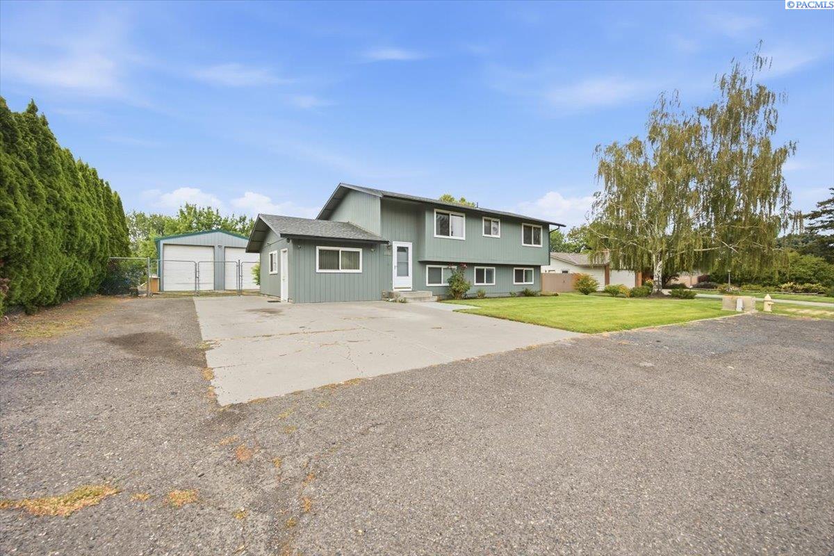 3326 23rd Ave, Kennewick, WA 99337