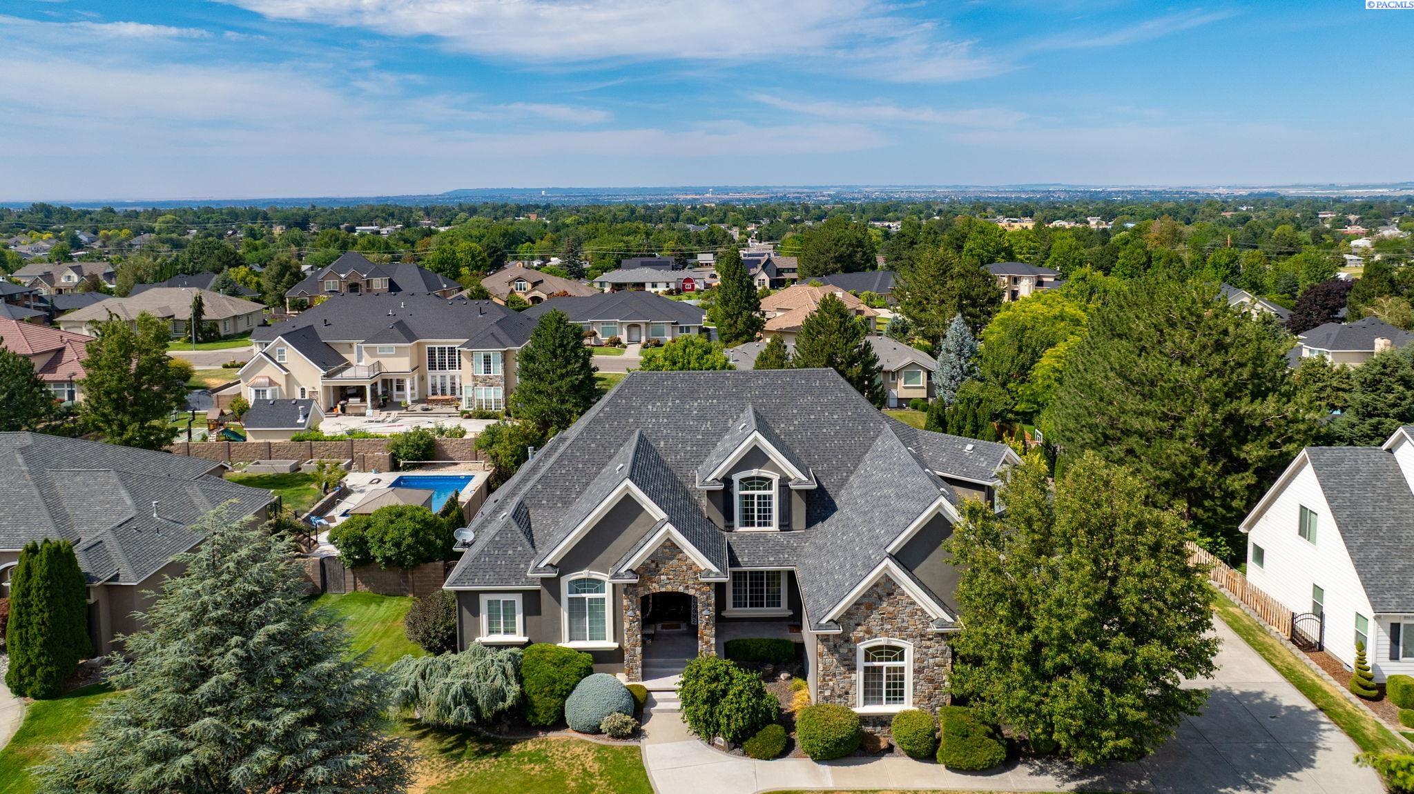 5000 19th , Kennewick, WA 99338