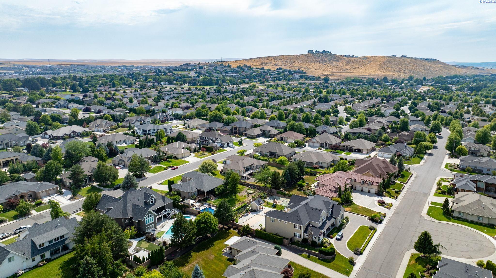 5000 19th , Kennewick, WA 99338
