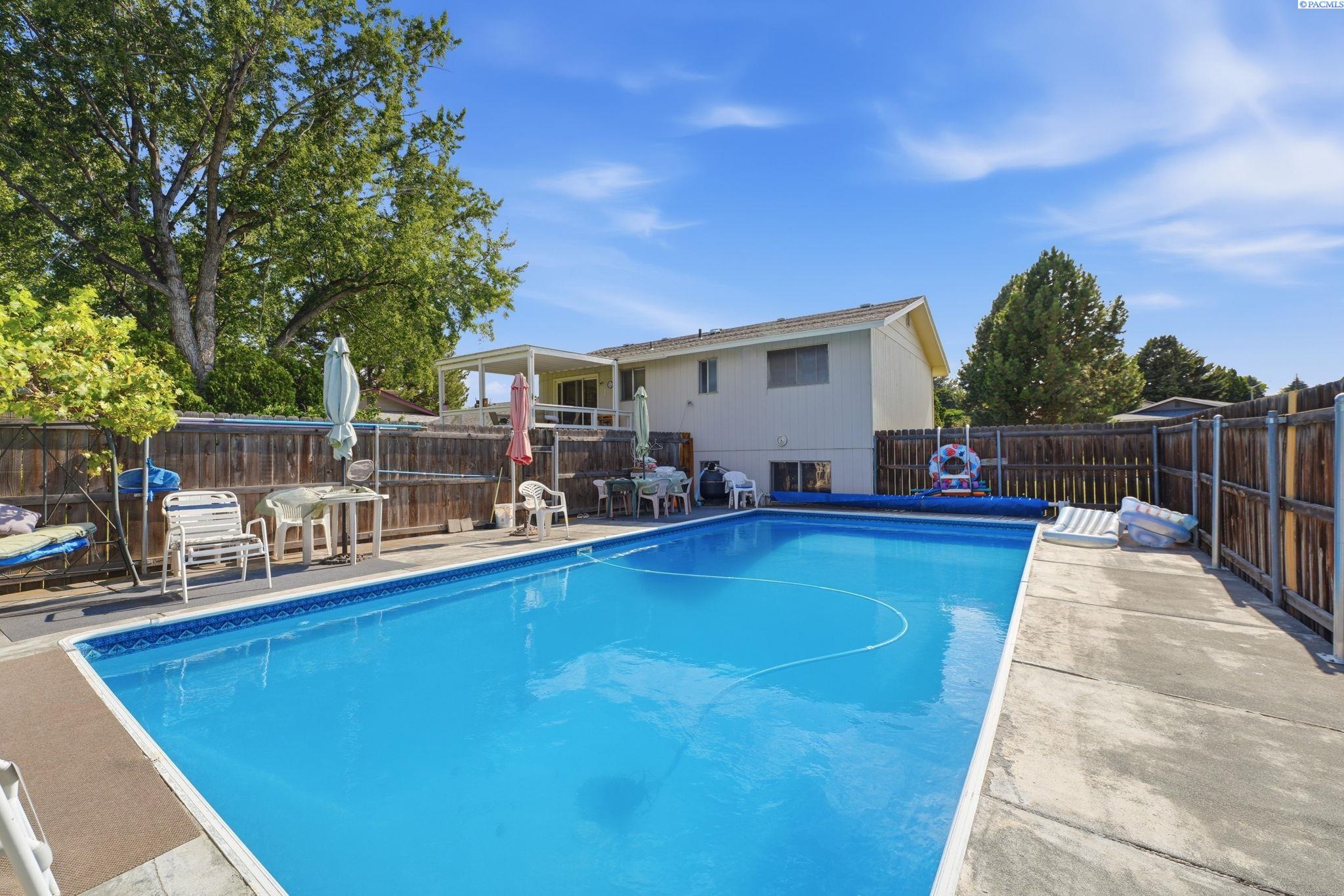 1960 Marshall Ave, Richland, WA 99354