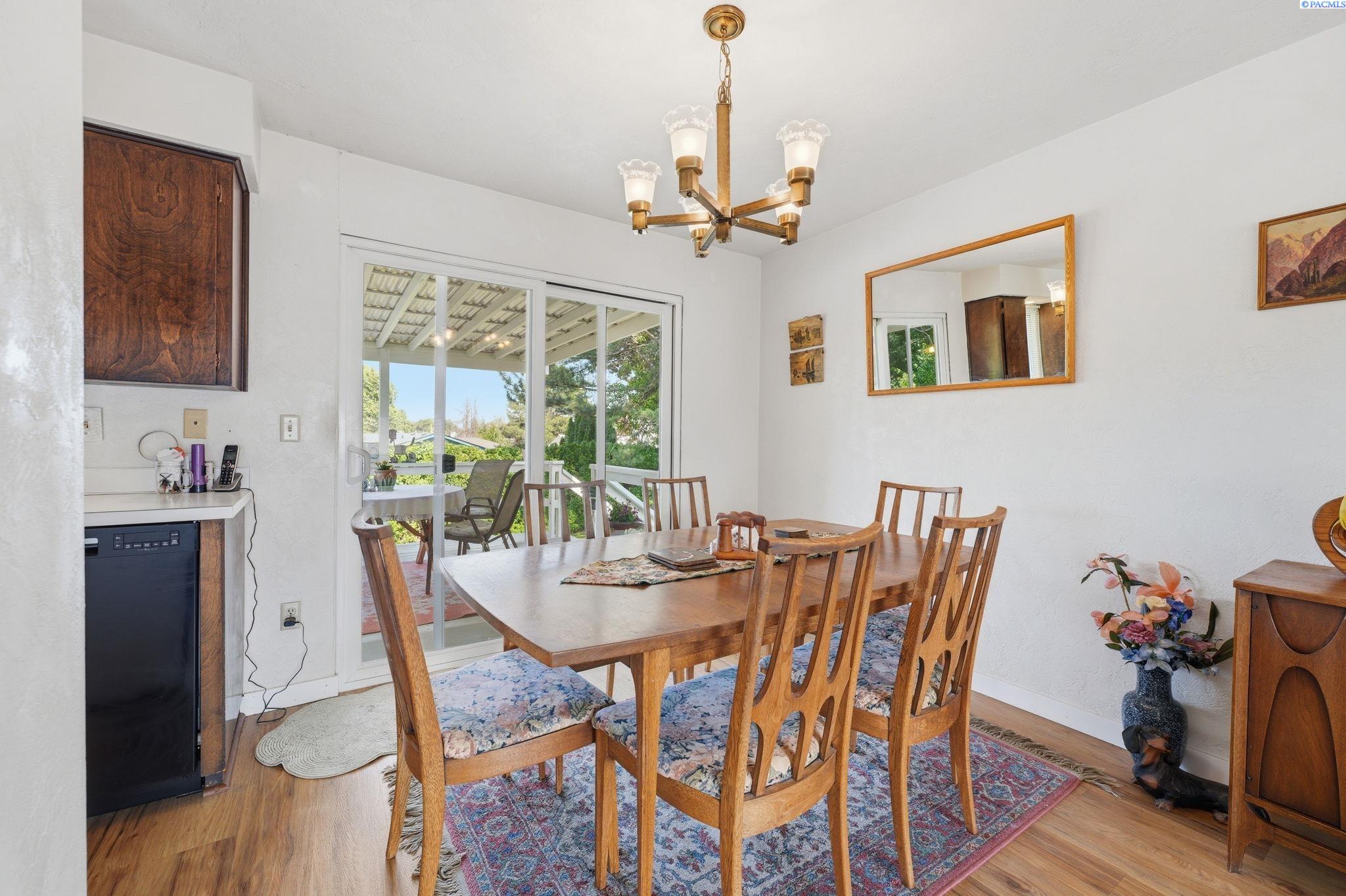 1960 Marshall Ave, Richland, WA 99354