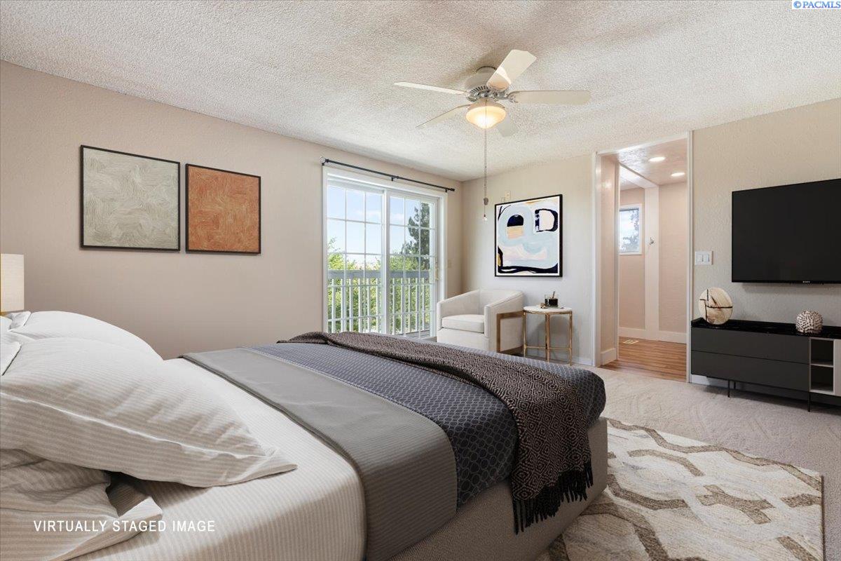 3026 Escolar Rd, Kennewick, WA 99338