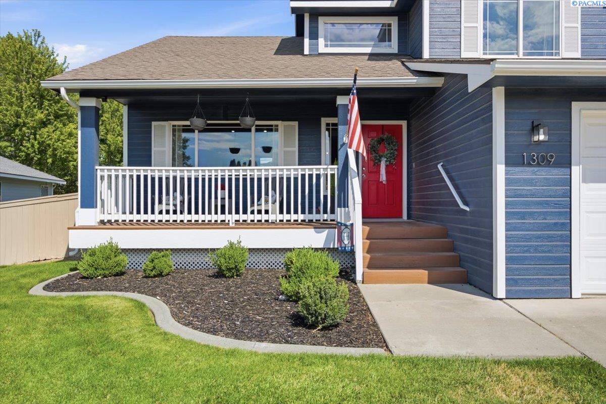 1309 Irving Pl, Kennewick, WA 99338