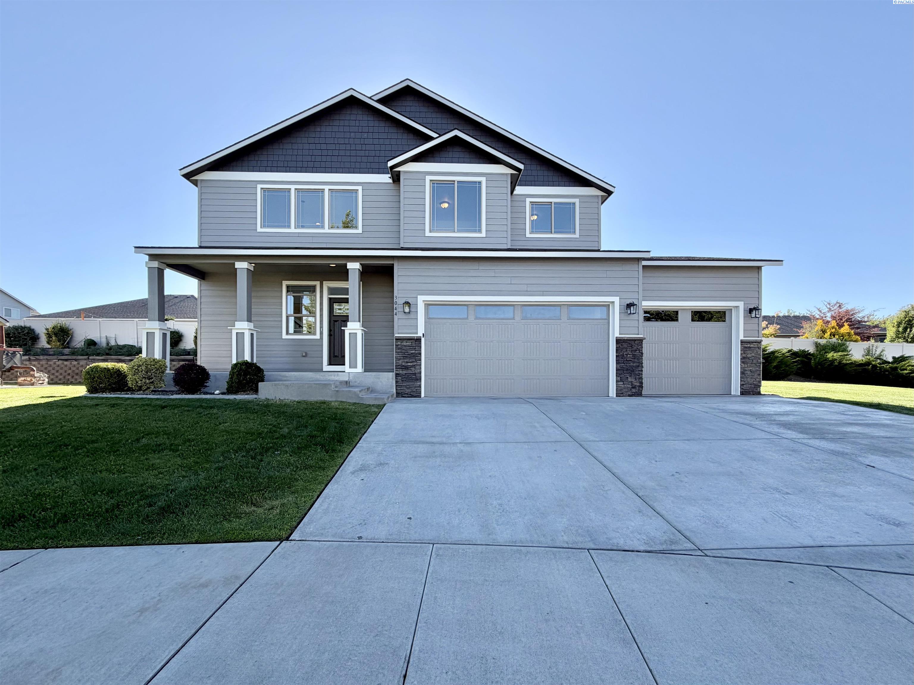 3044 Fillmore Pl, Kennewick, WA 99338