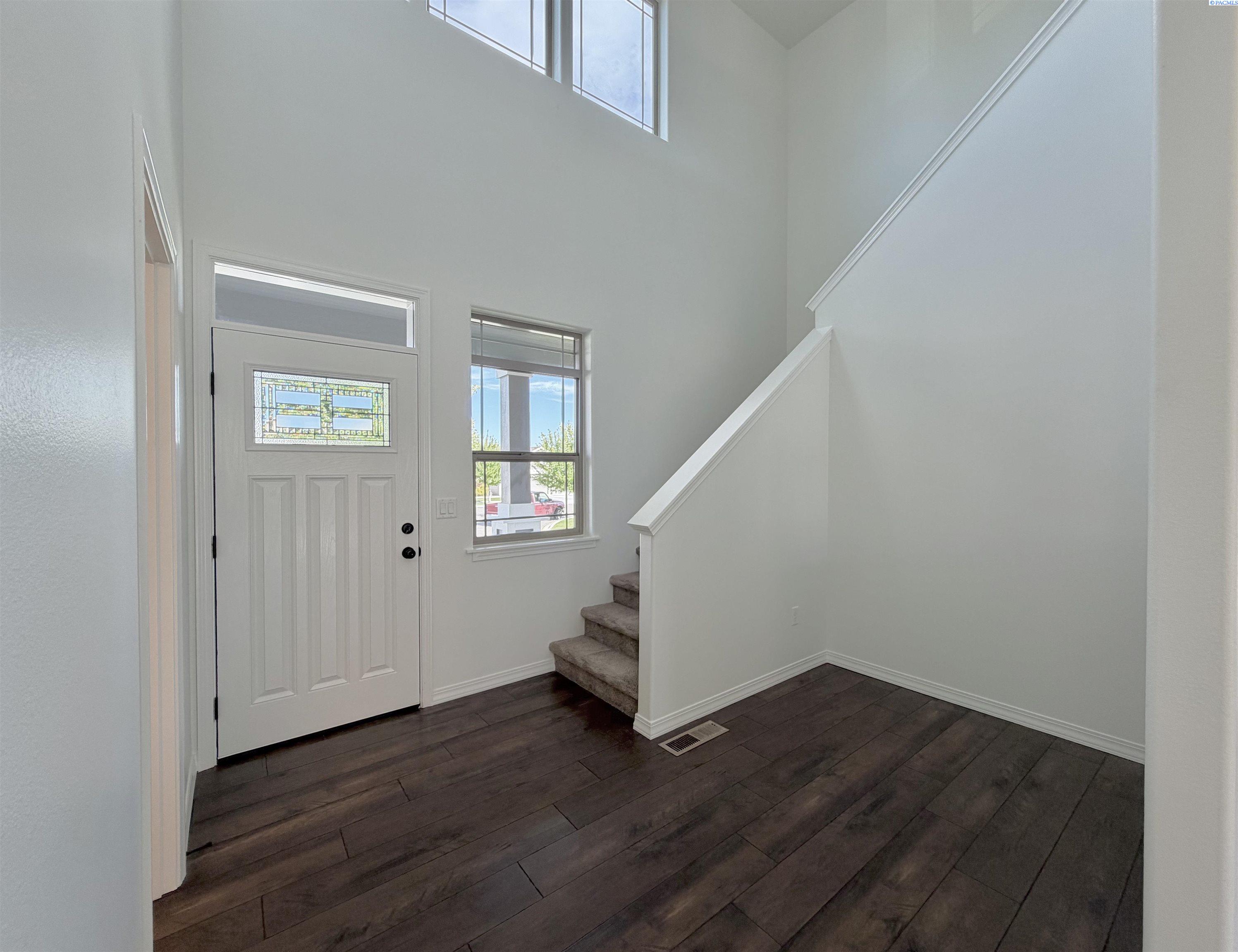 3044 Fillmore Pl, Kennewick, WA 99338