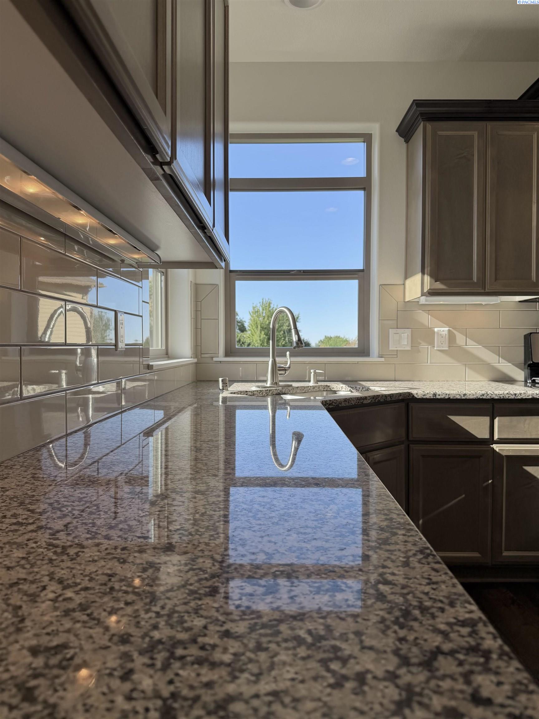 3044 Fillmore Pl, Kennewick, WA 99338