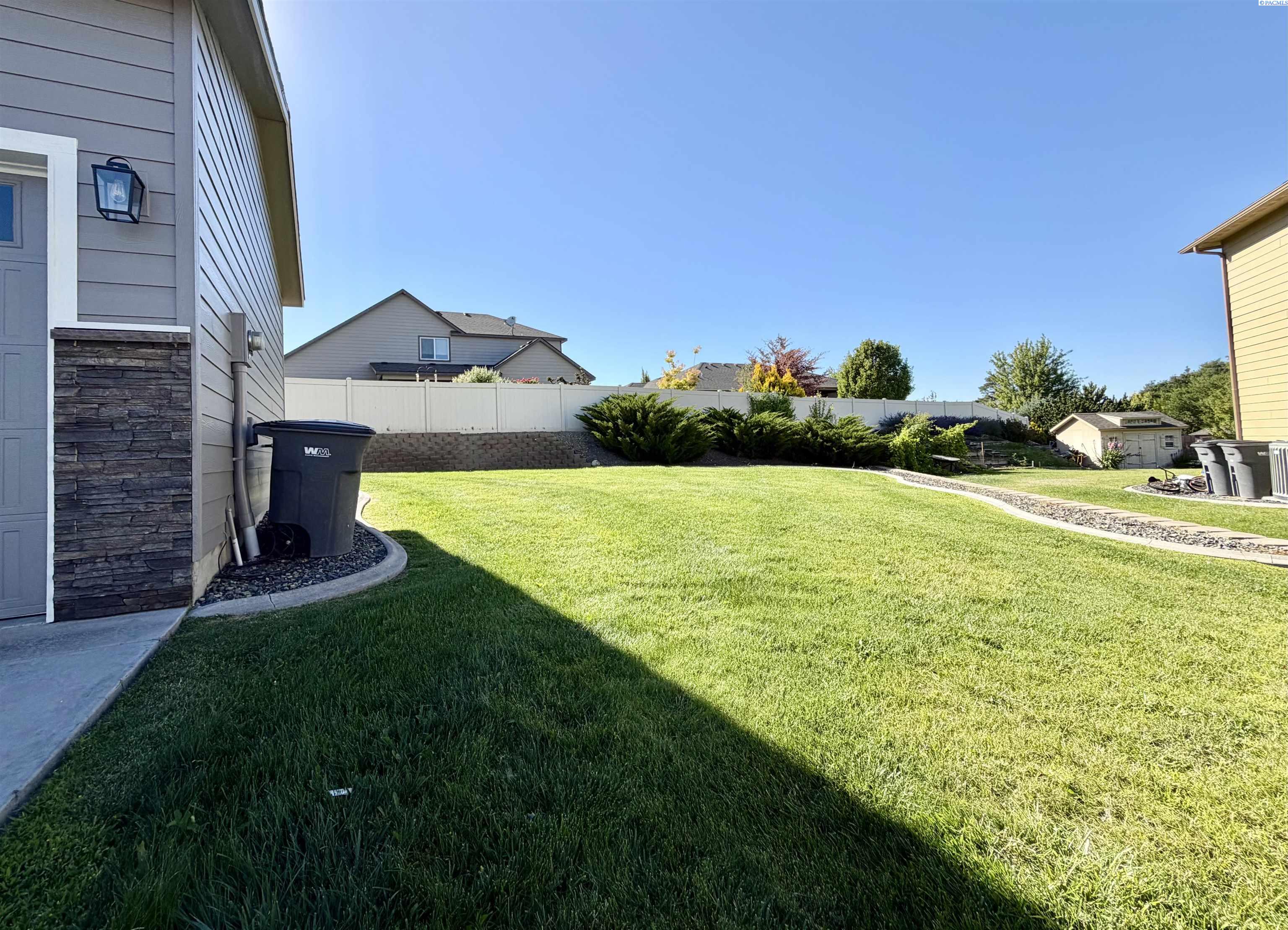 3044 Fillmore Pl, Kennewick, WA 99338