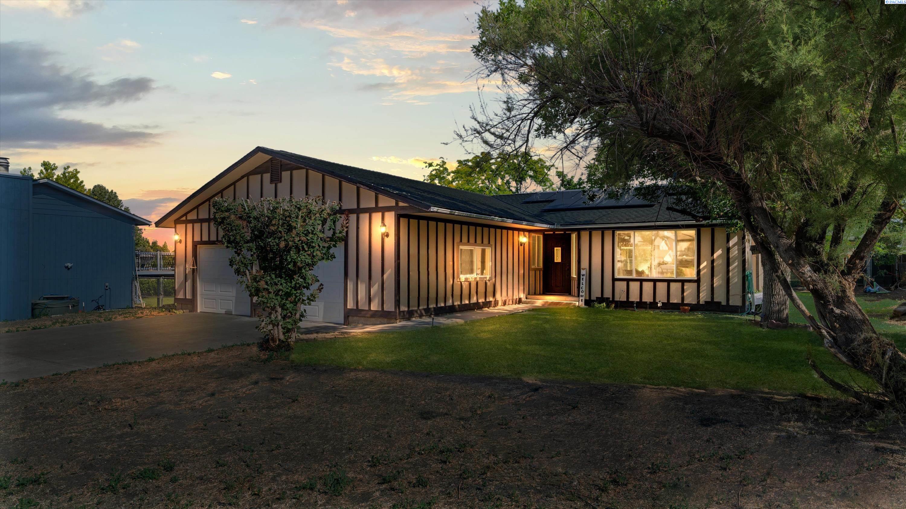 1008 Concord Way, Prosser, WA 99350