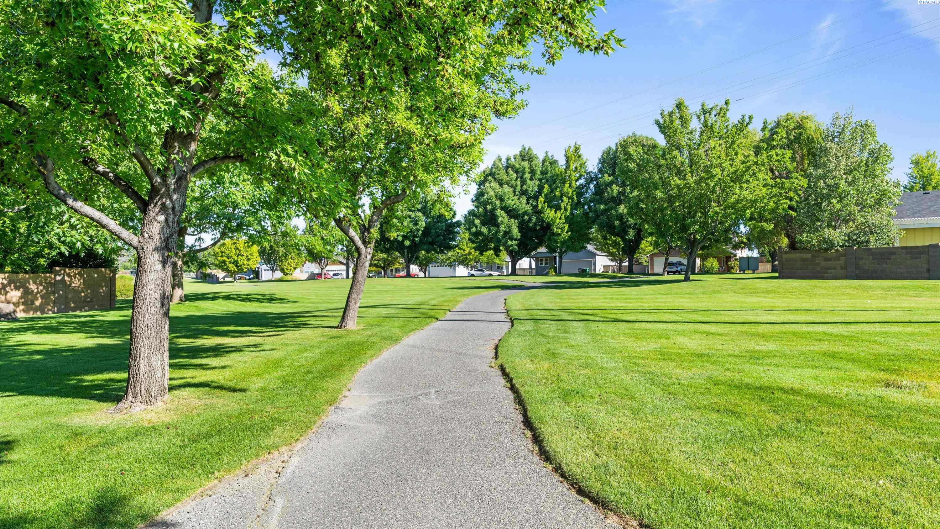 5803 11th Pl, Kennewick, WA 99338