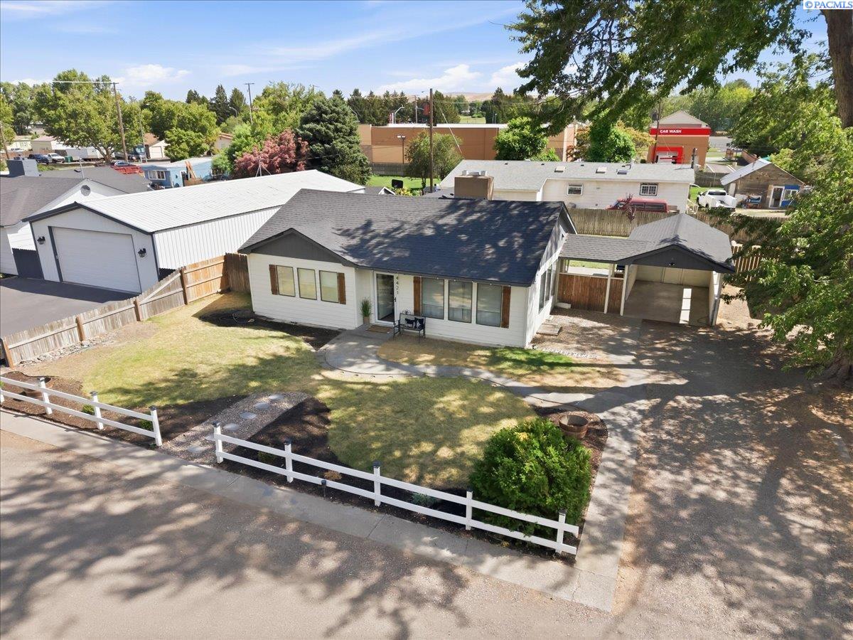 4421 9th Ave, Kennewick, WA 99336