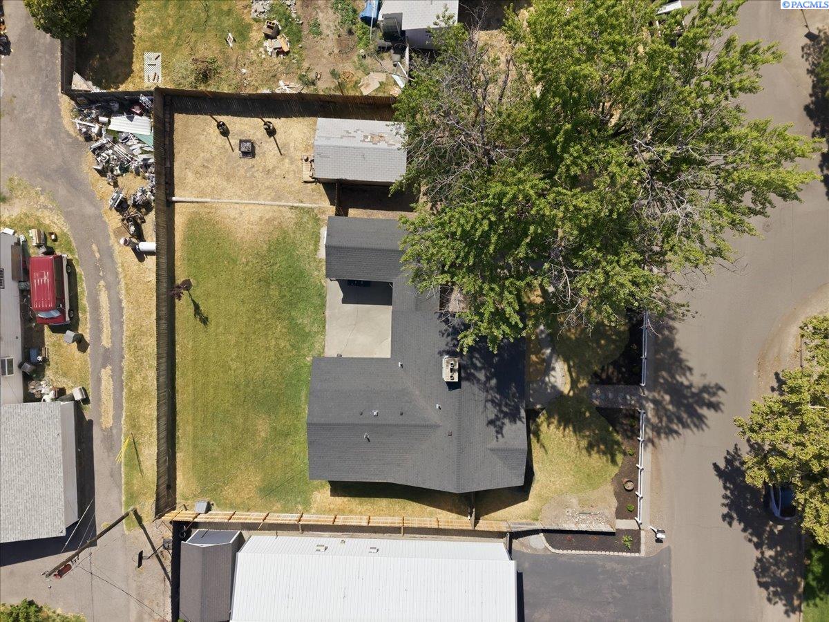 4421 9th Ave, Kennewick, WA 99336
