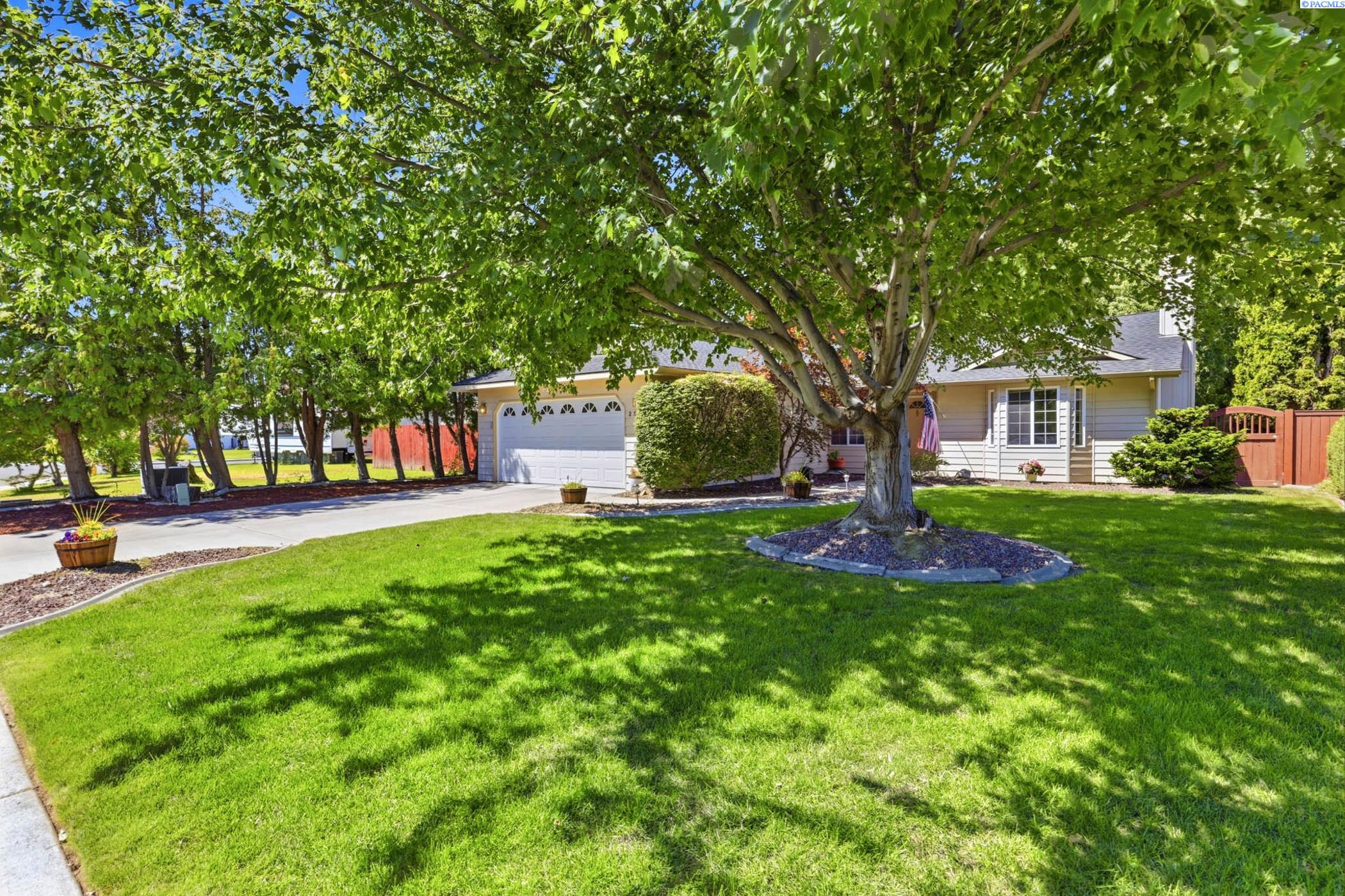 2503 Rose St, West Richland, WA 99353
