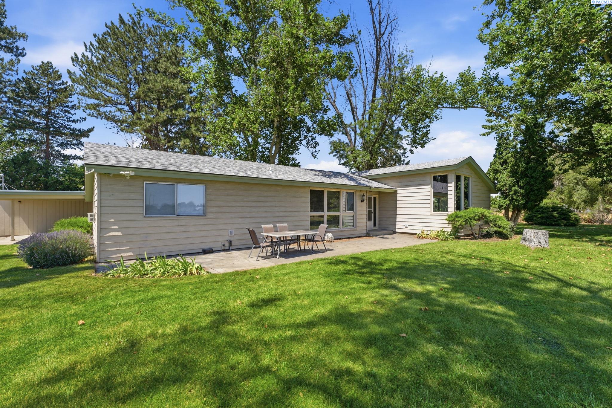 90206 Harrington Rd, West Richland, WA 99353