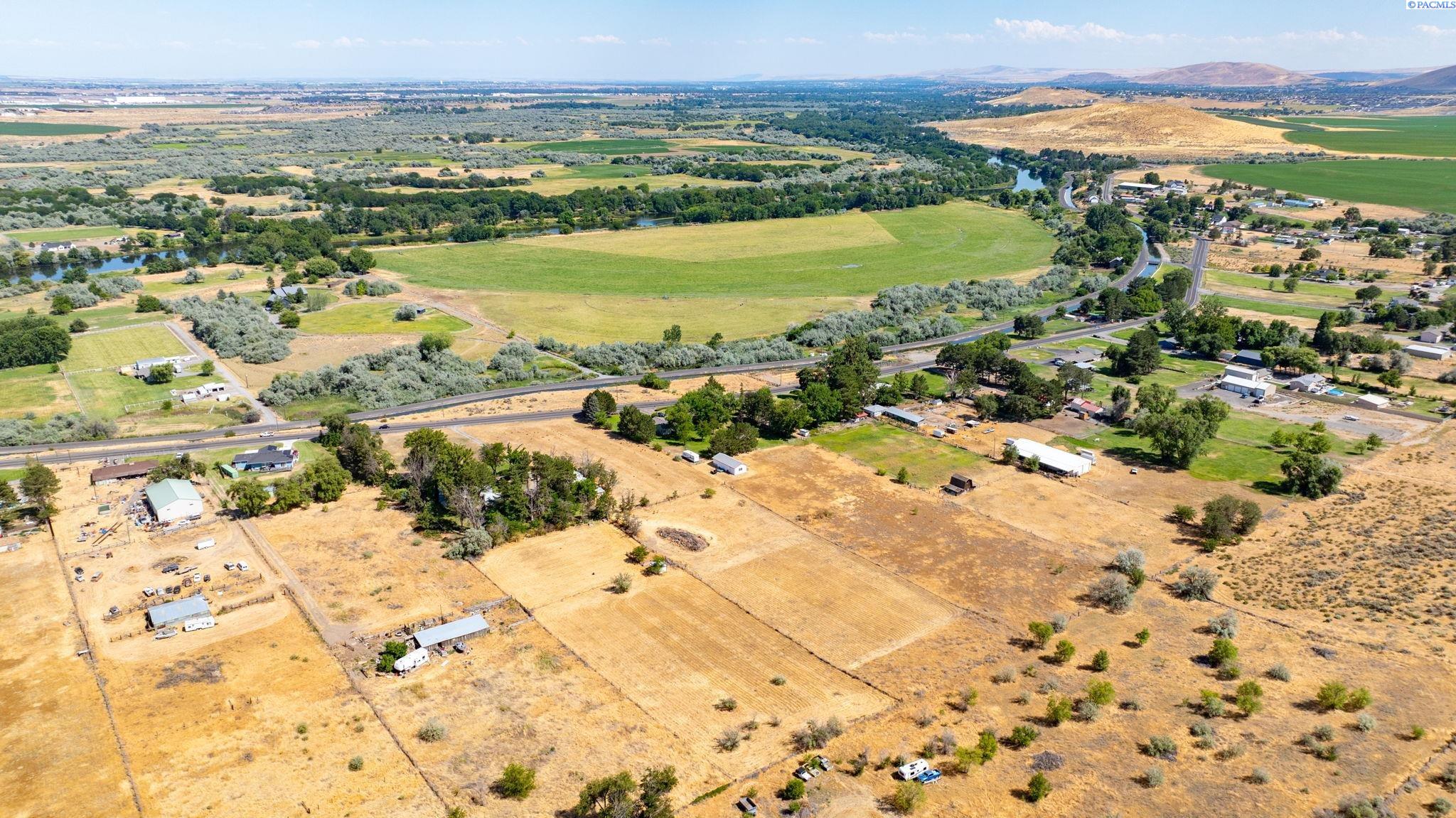 90206 Harrington Rd, West Richland, WA 99353