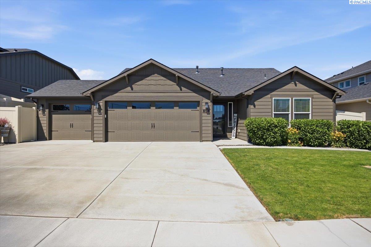 386 Wishkah Dr, Richland, WA 99352