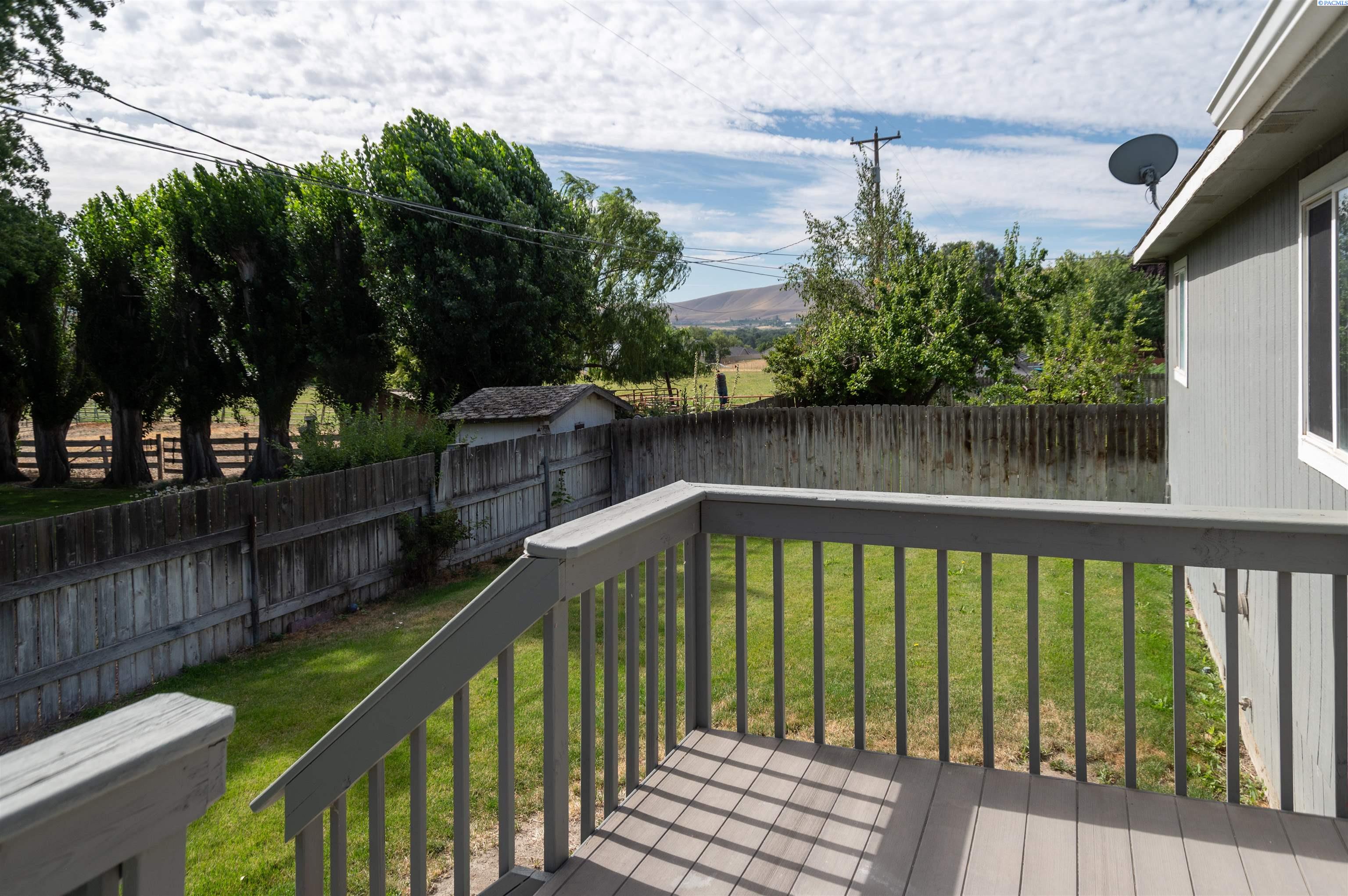 41st image of 1565 Ne 11th St, Benton City, WA 99320 | MLS# 294533