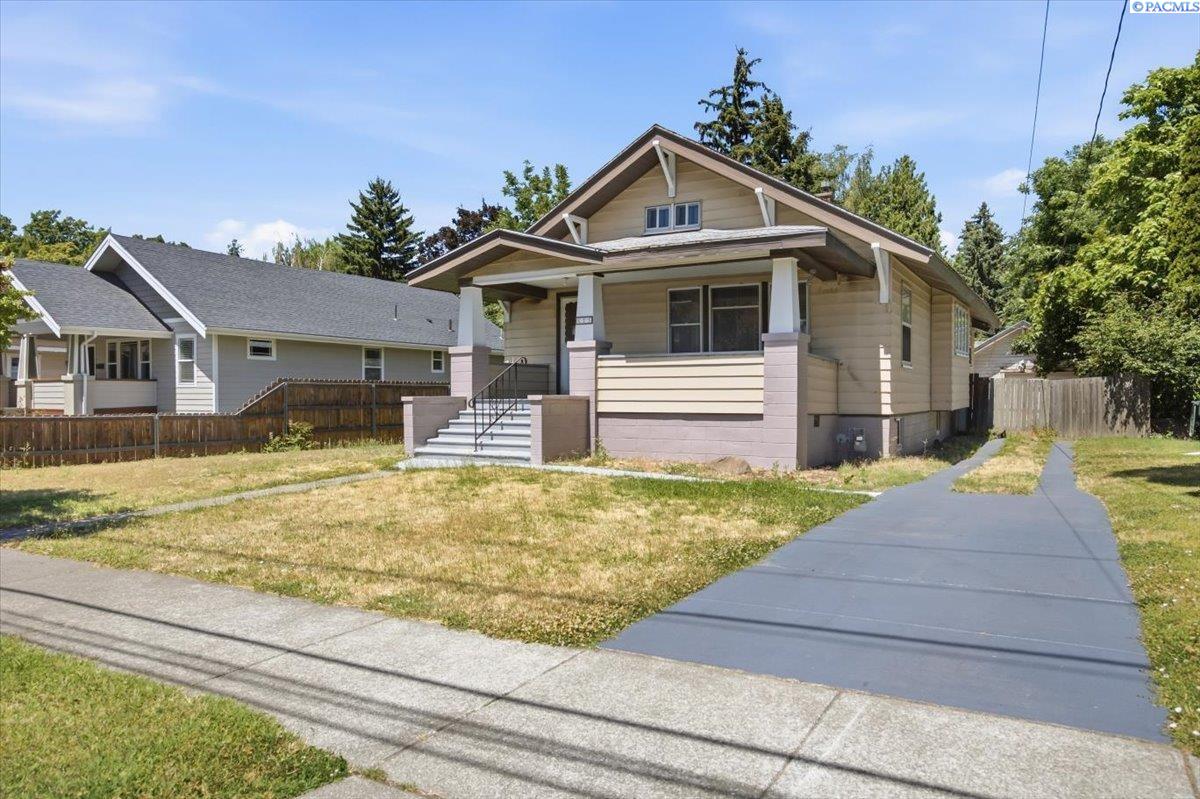615 Pleasant , Walla Walla, WA 99362