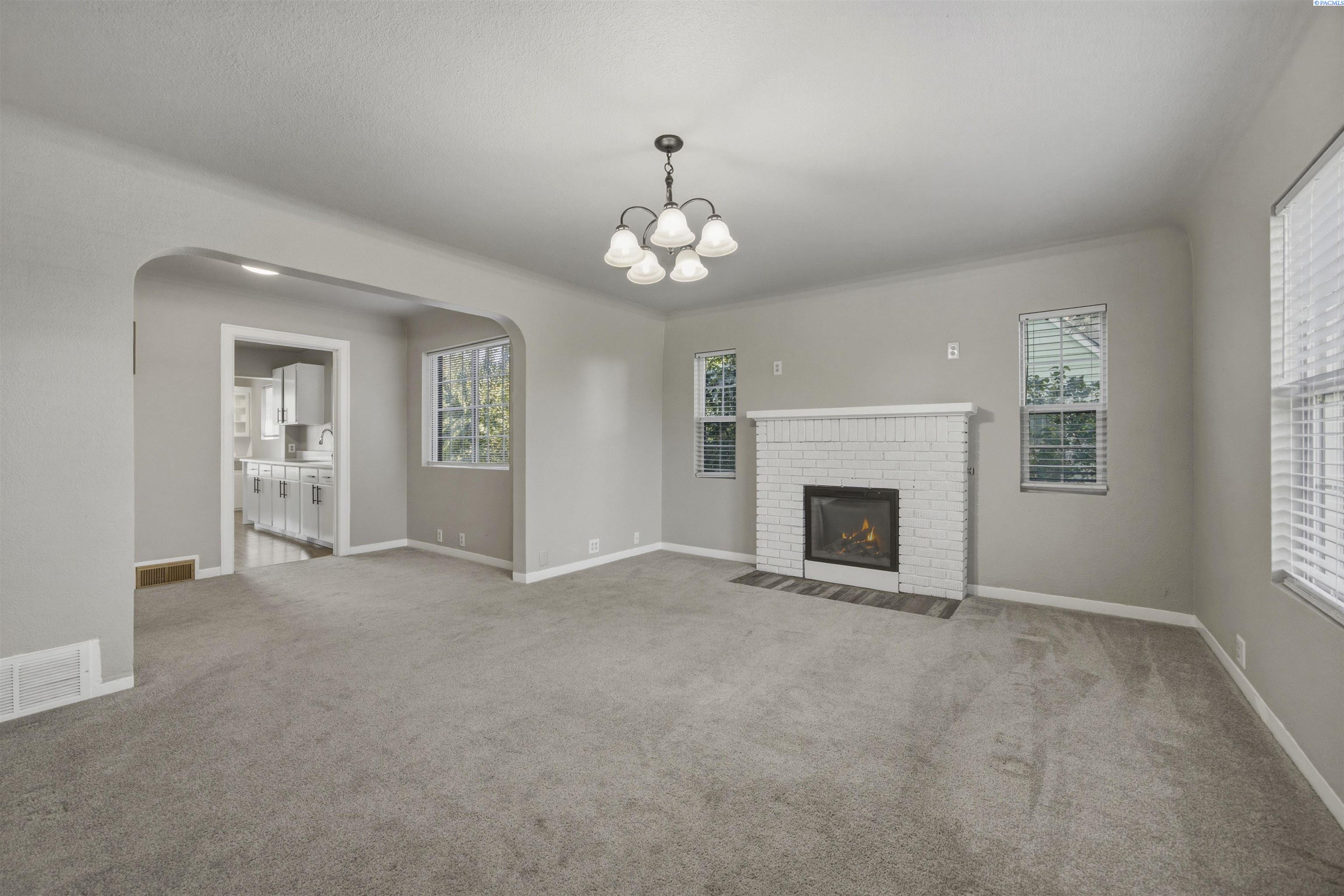 515 Shoshone St, Pasco, WA 99301