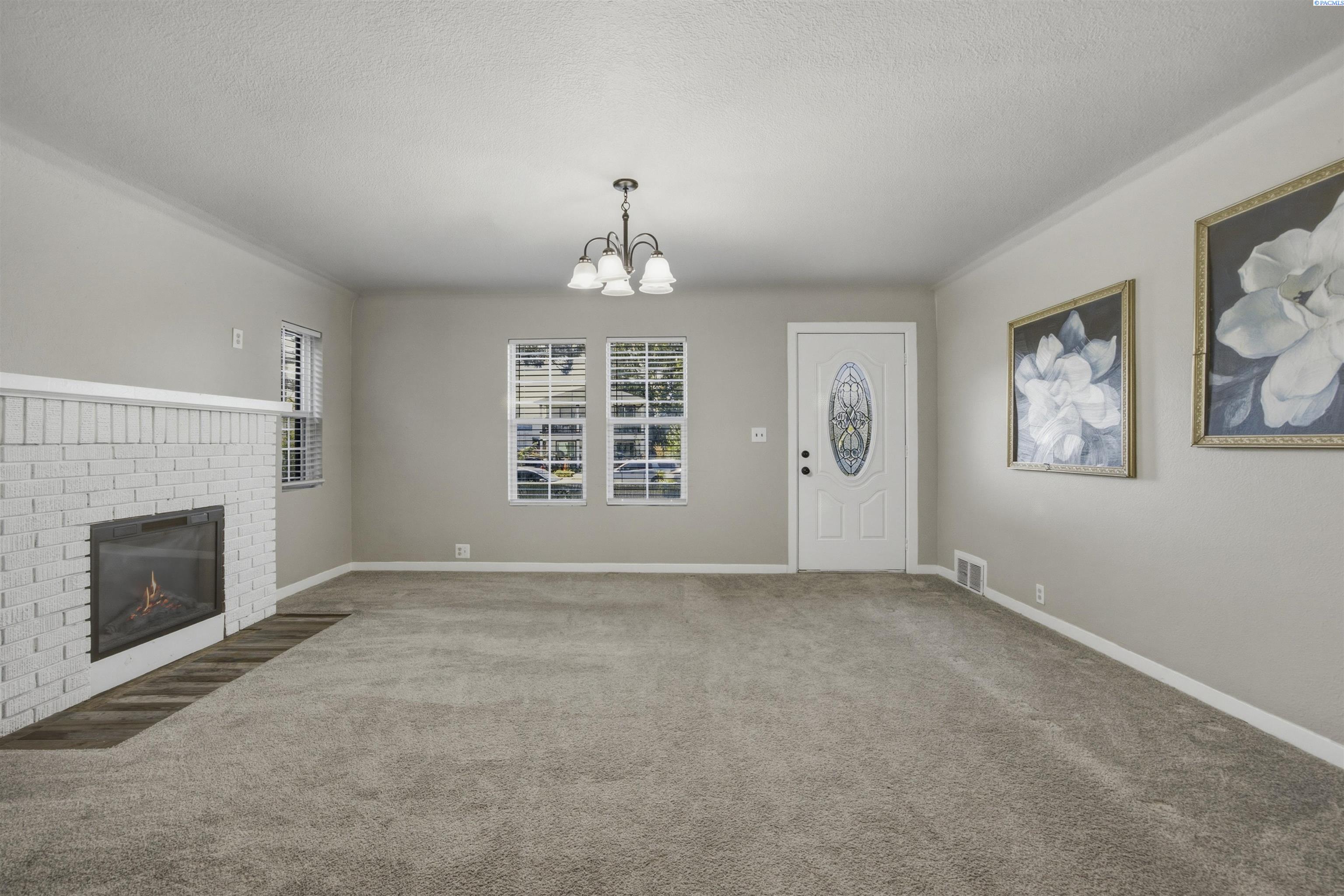 515 Shoshone St, Pasco, WA 99301