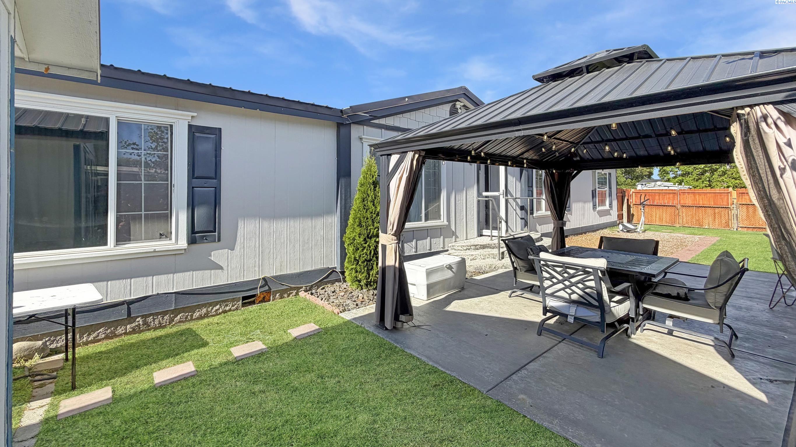 418 23rd Ave, Pasco, WA 99301