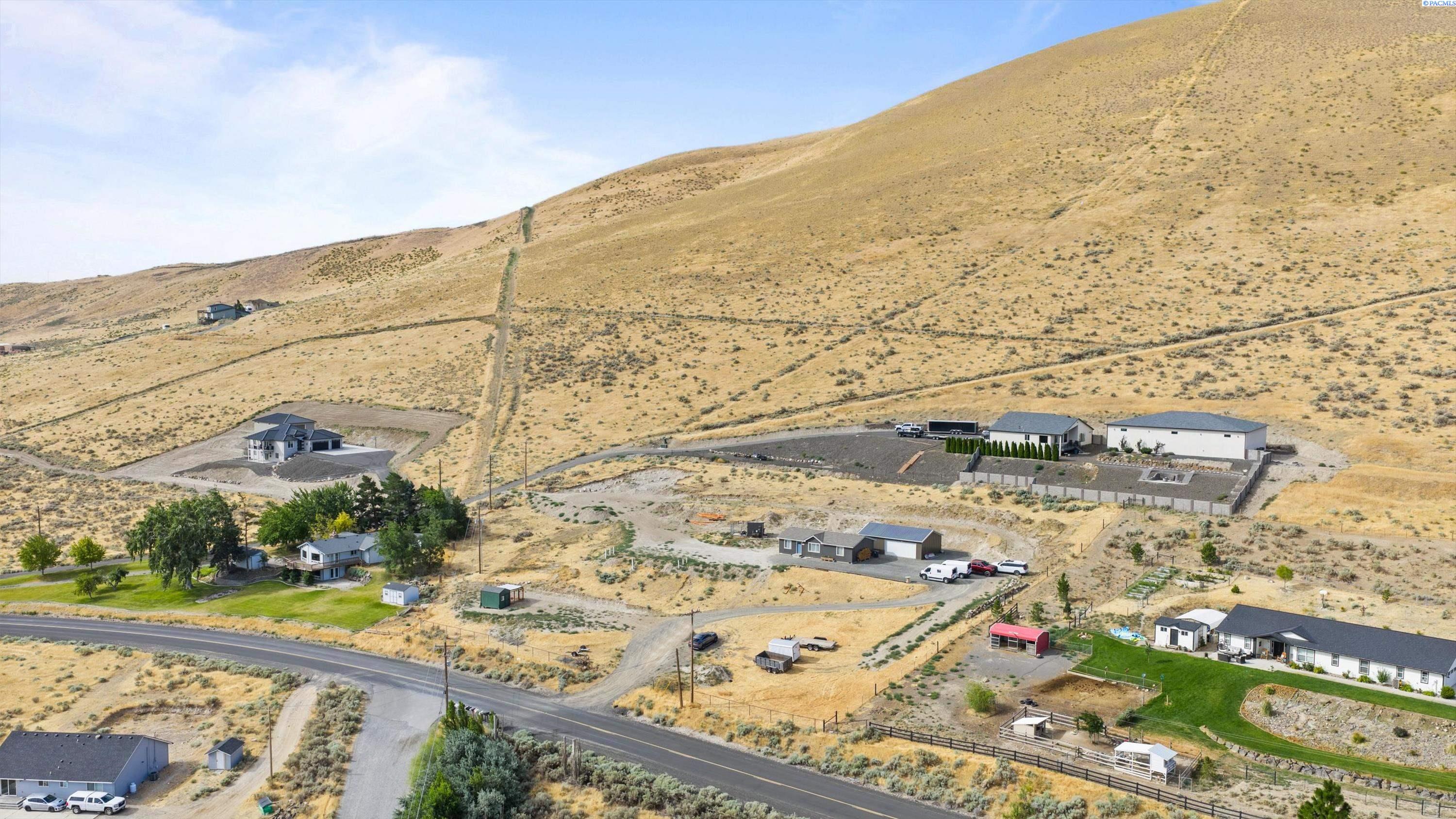 36005 Red Mountain Rd, Benton City, WA 99320