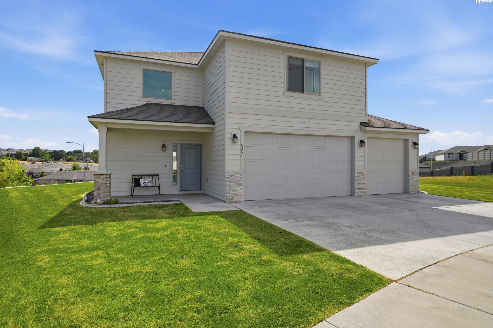 6037 32nd Ave, Kennewick, WA 99338