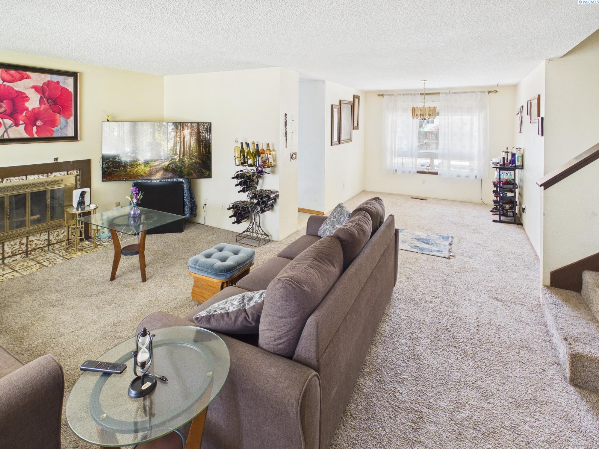 2011 18th Ave, Kennewick, WA 99337