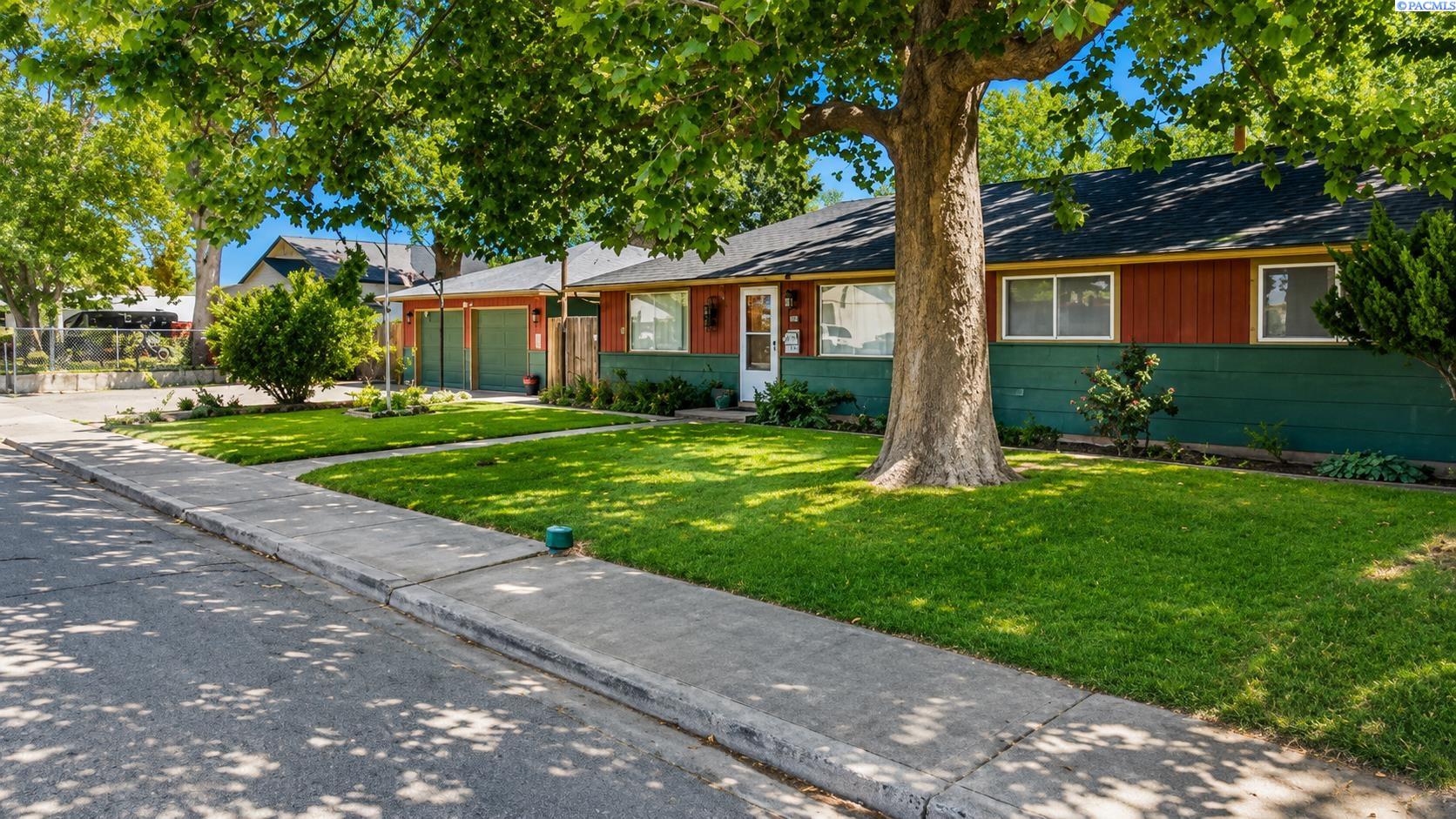 1305 Everett St, Kennewick, WA 99337