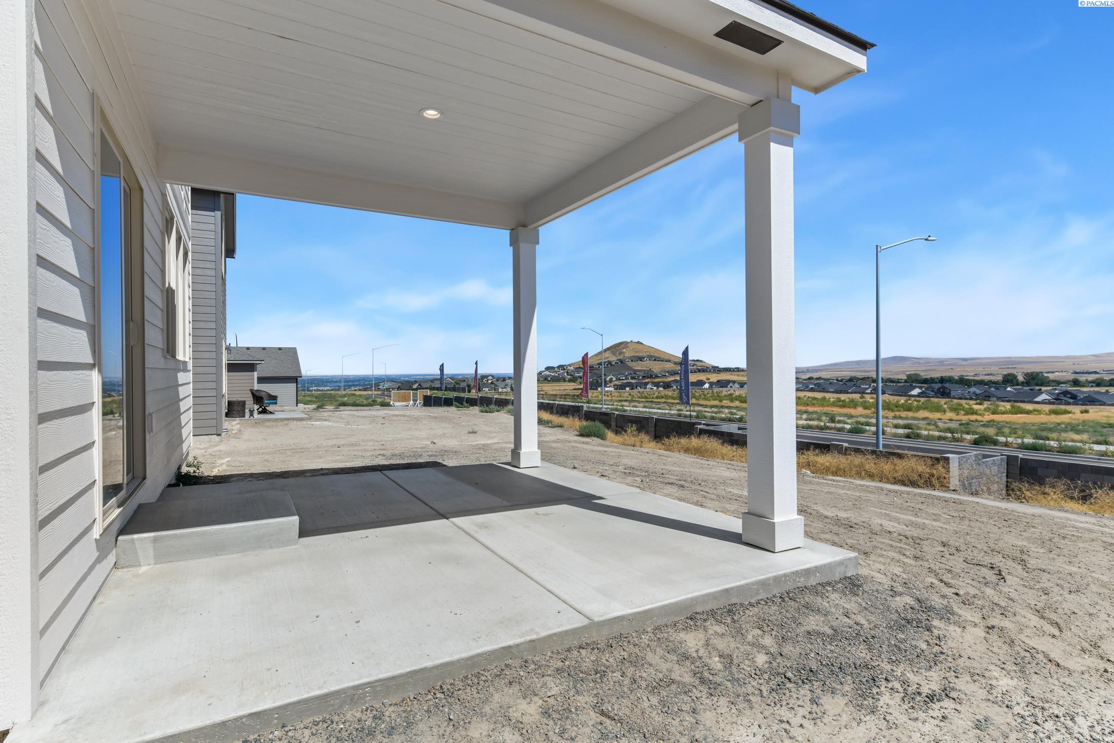 721 Honeylicious St, Richland, WA 99352