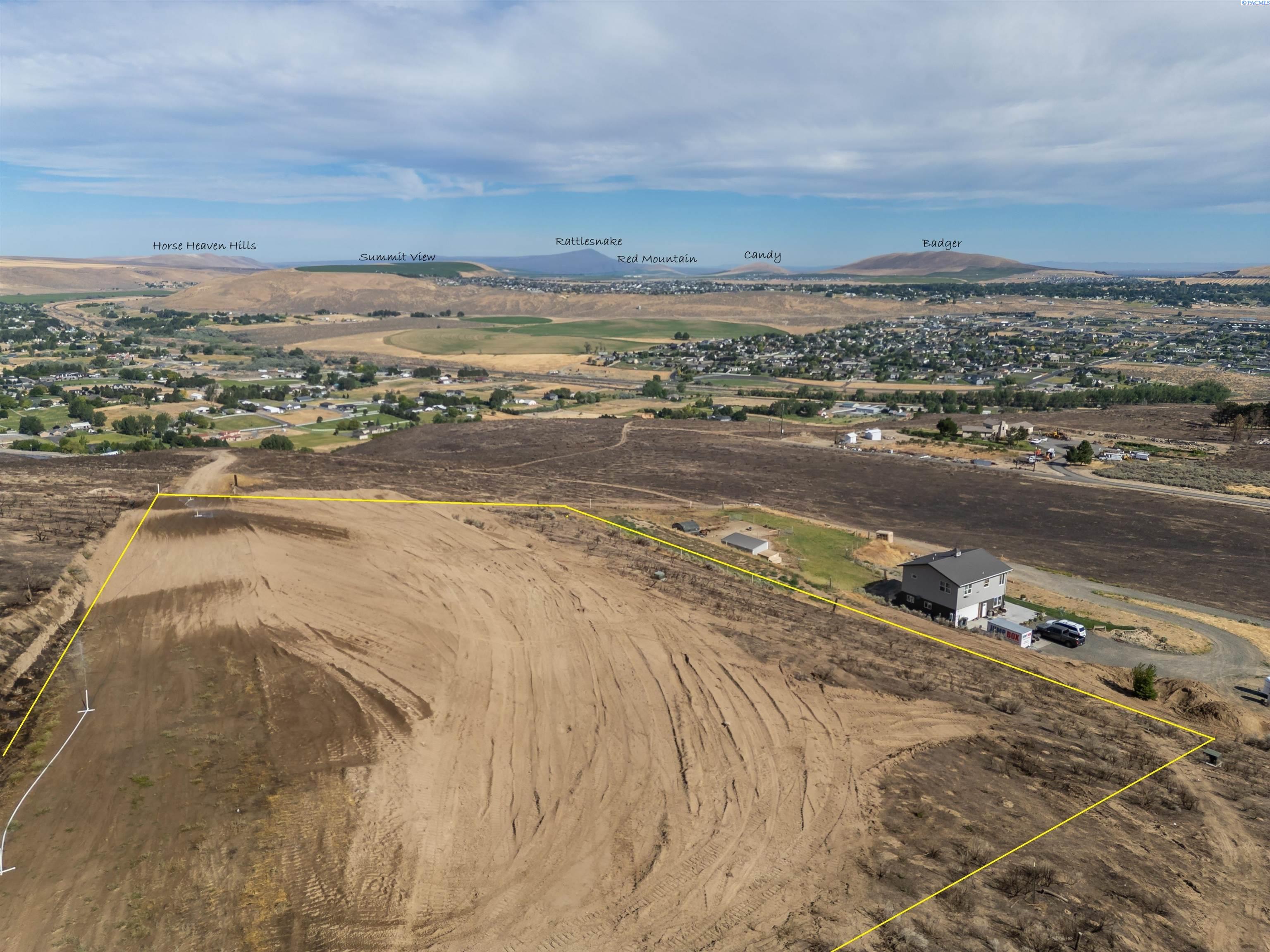31825 Pico Dr, Kennewick, WA 99338