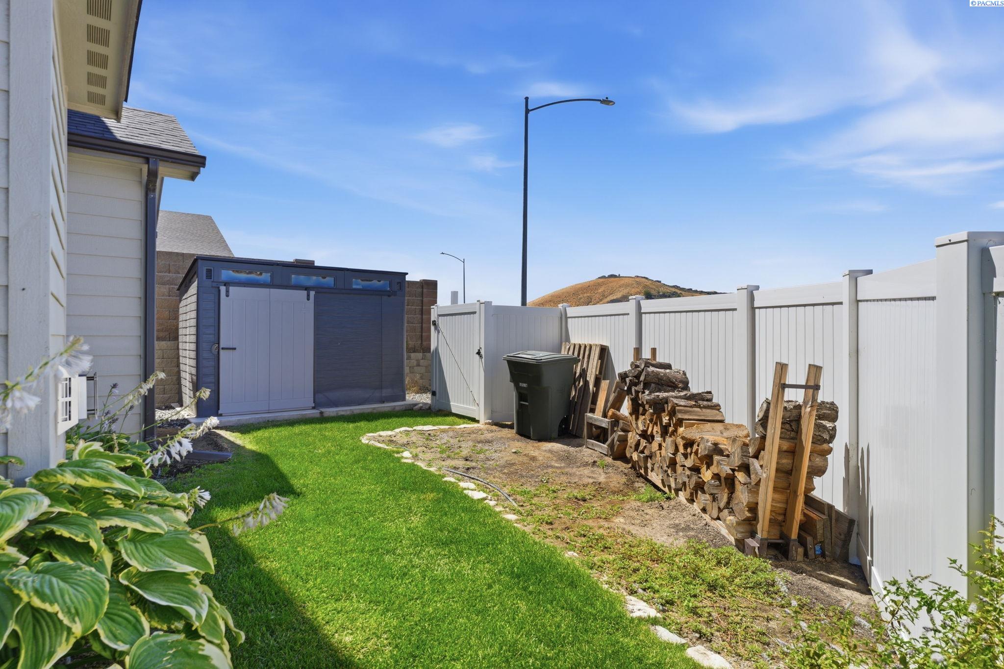 294 Wishkah , Richland, WA 99352