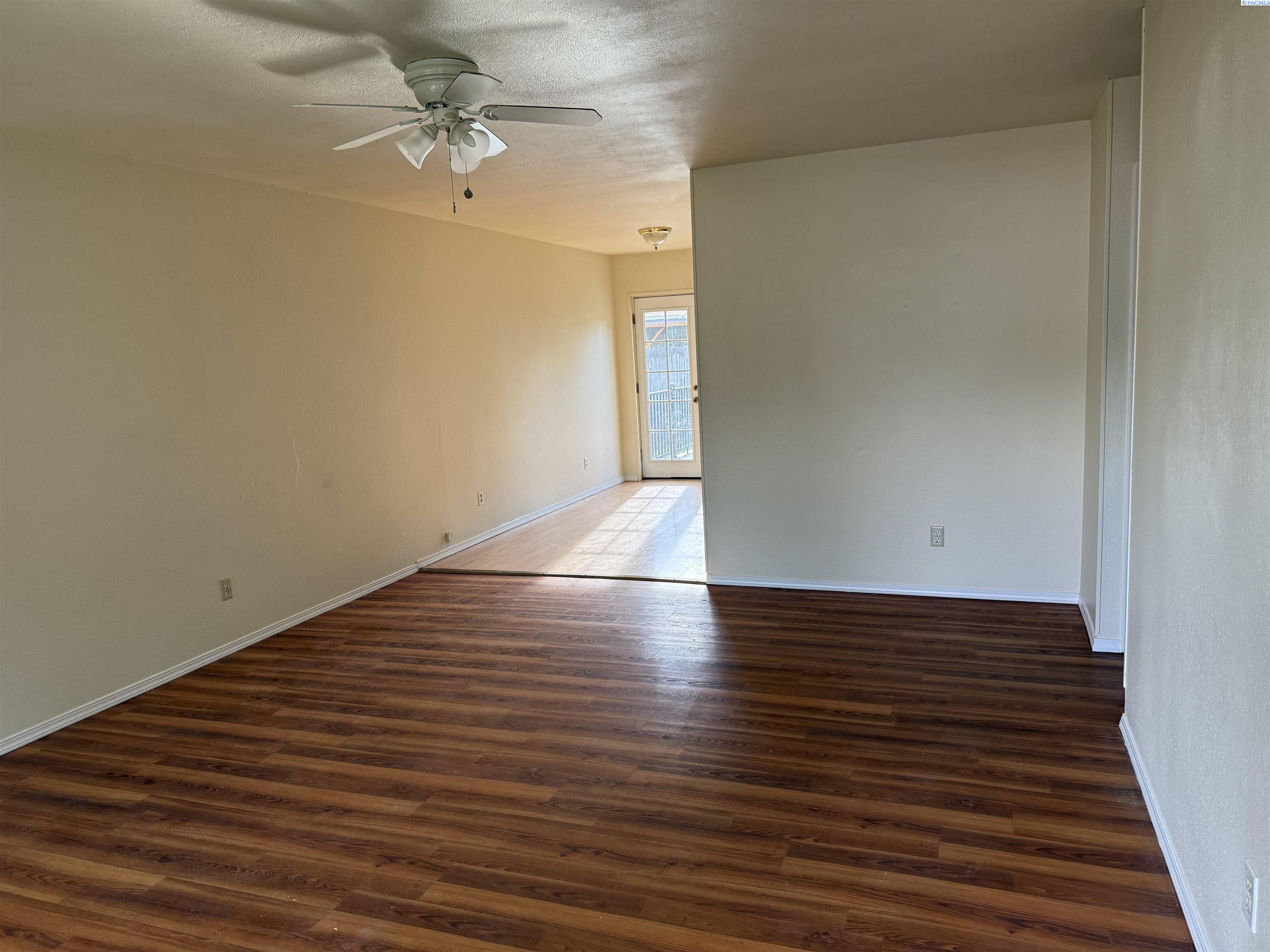 1015 Alice St, Prosser, WA 99350