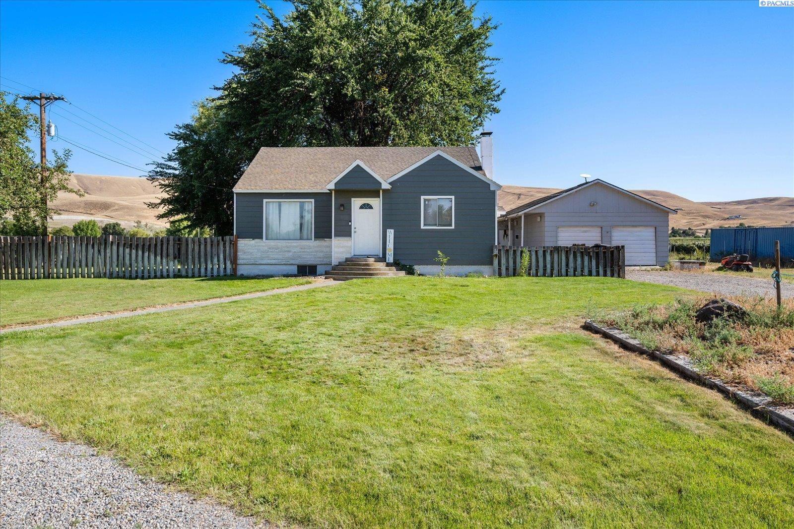 1503 Byron , Prosser, WA 99350