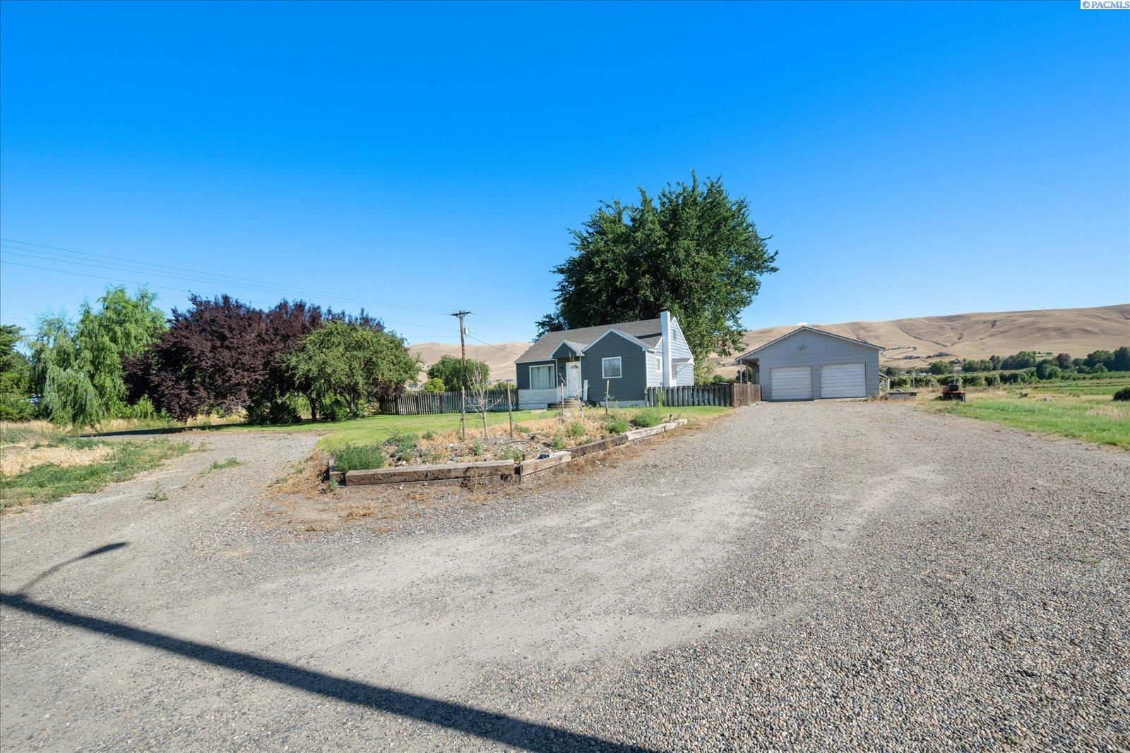 1503 Byron , Prosser, WA 99350