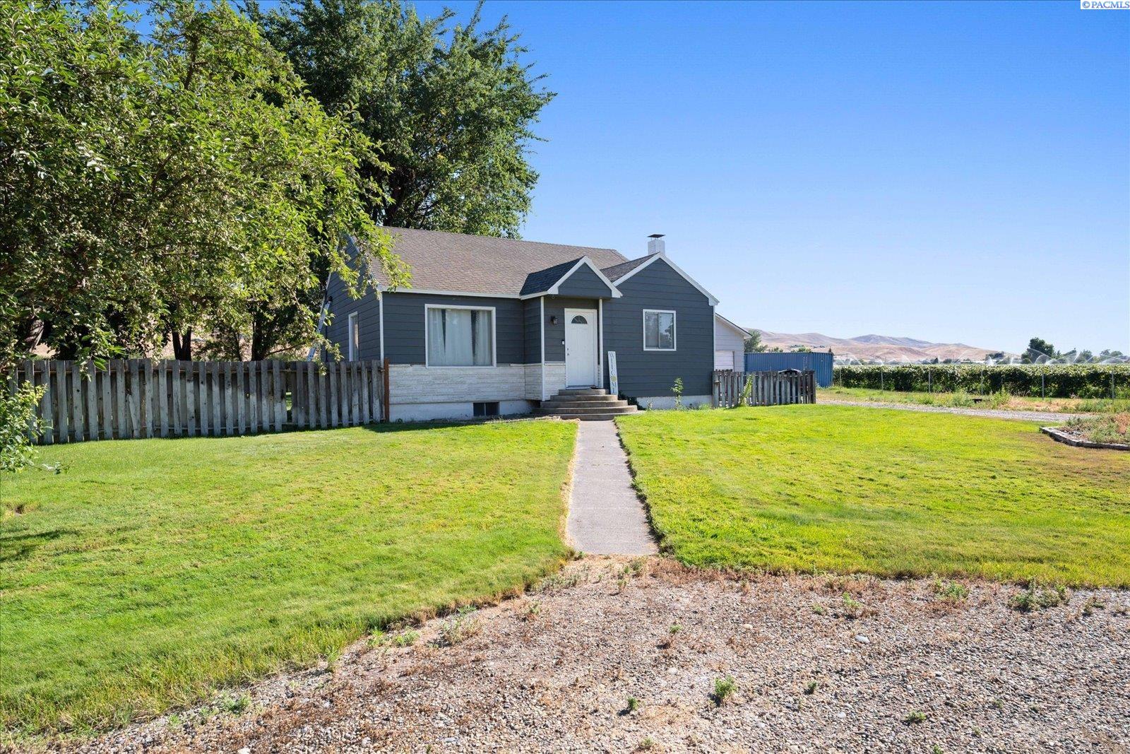 1503 Byron , Prosser, WA 99350