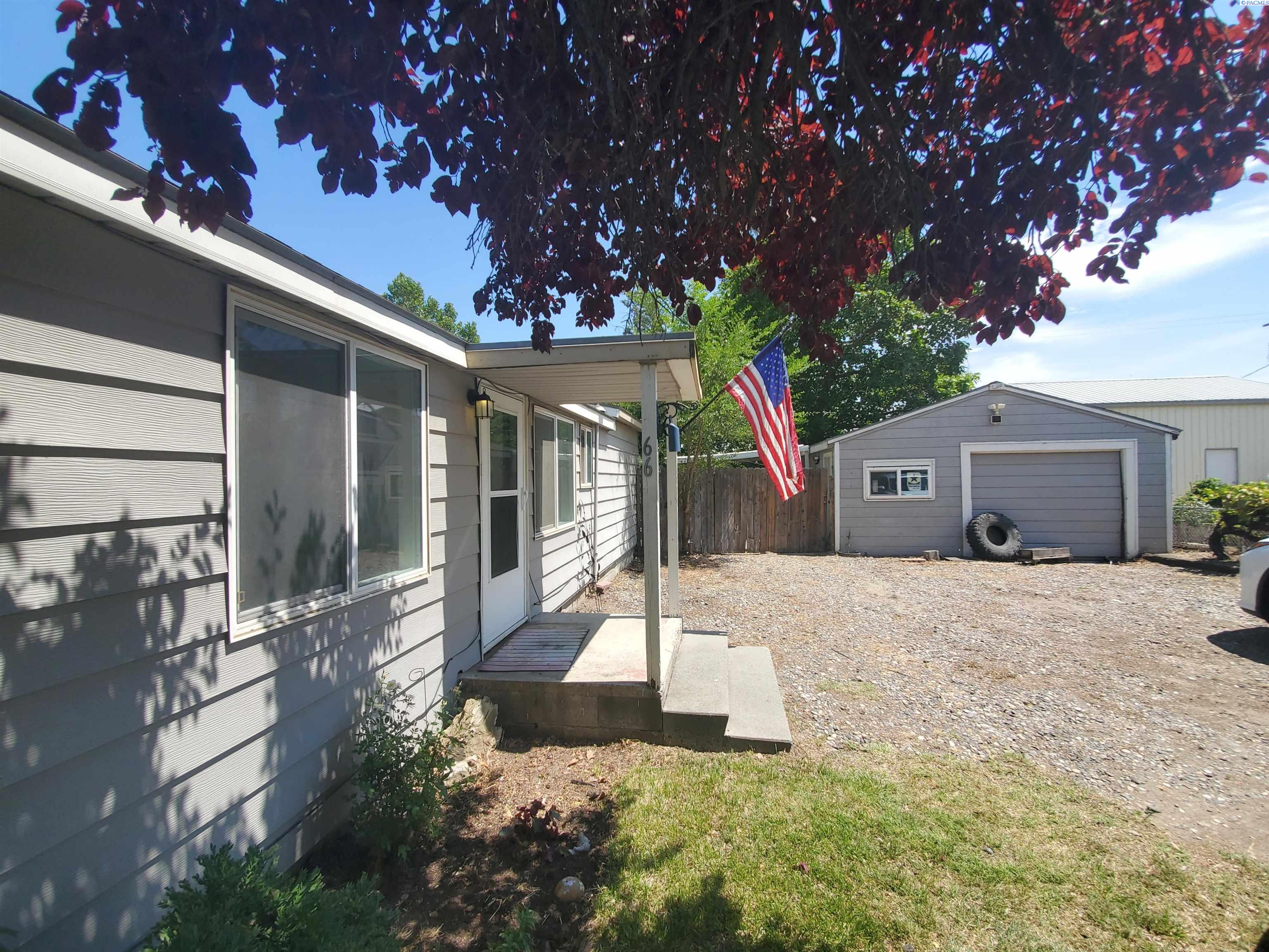 966 59th , West Richland, WA 99353
