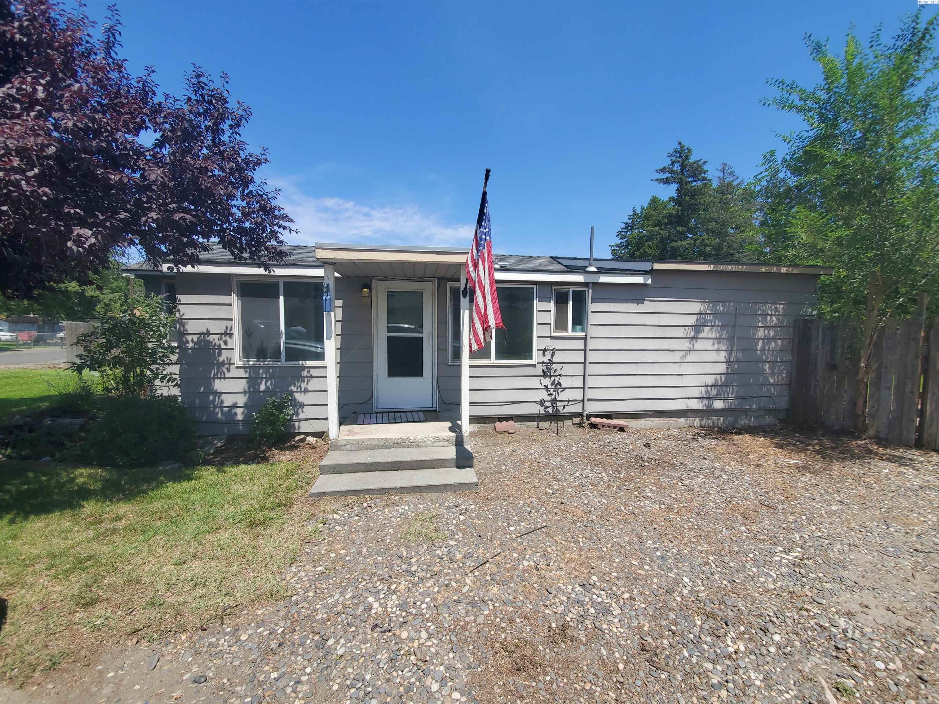 966 59th , West Richland, WA 99353