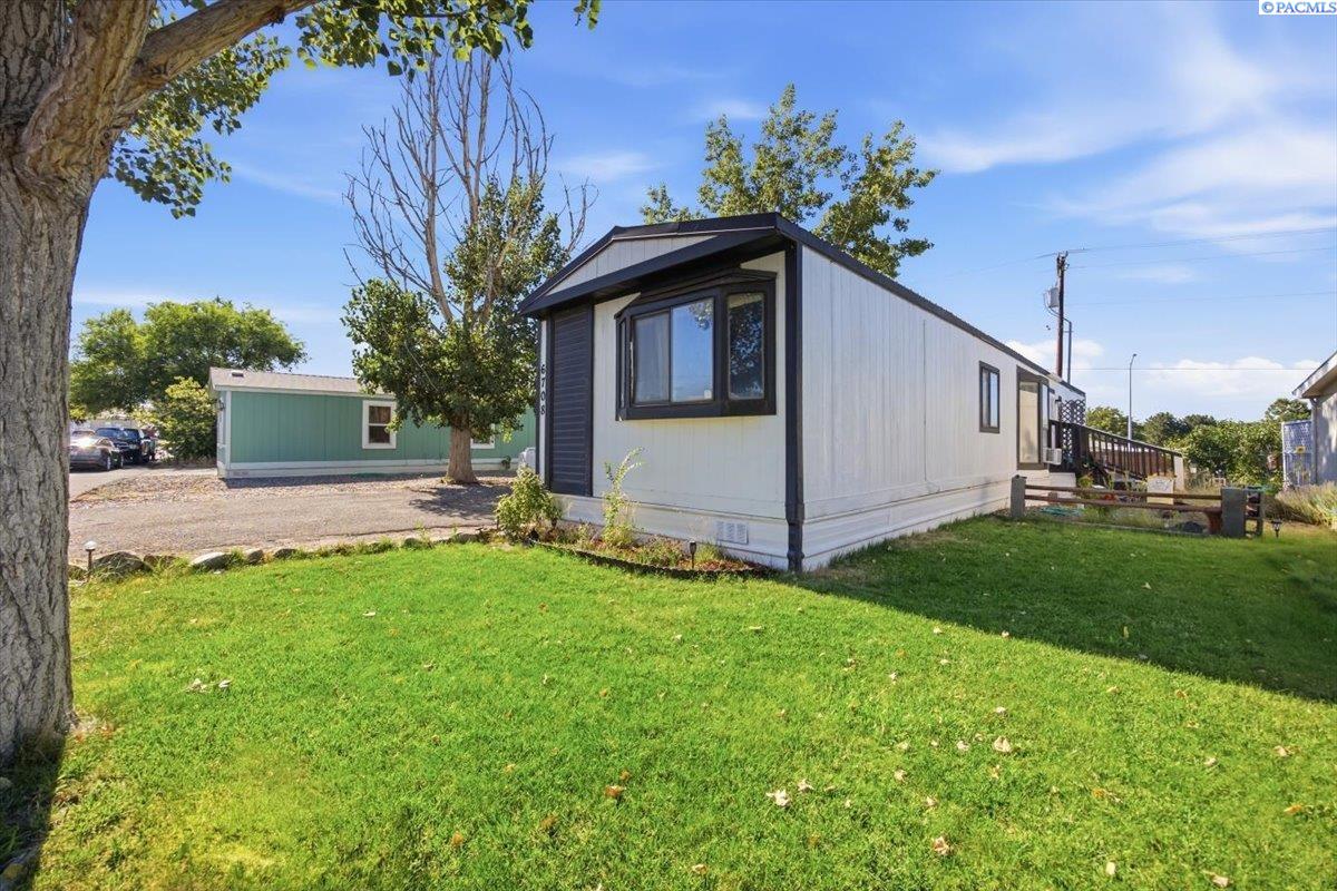 6708 Haag St, West Richland, WA 99353
