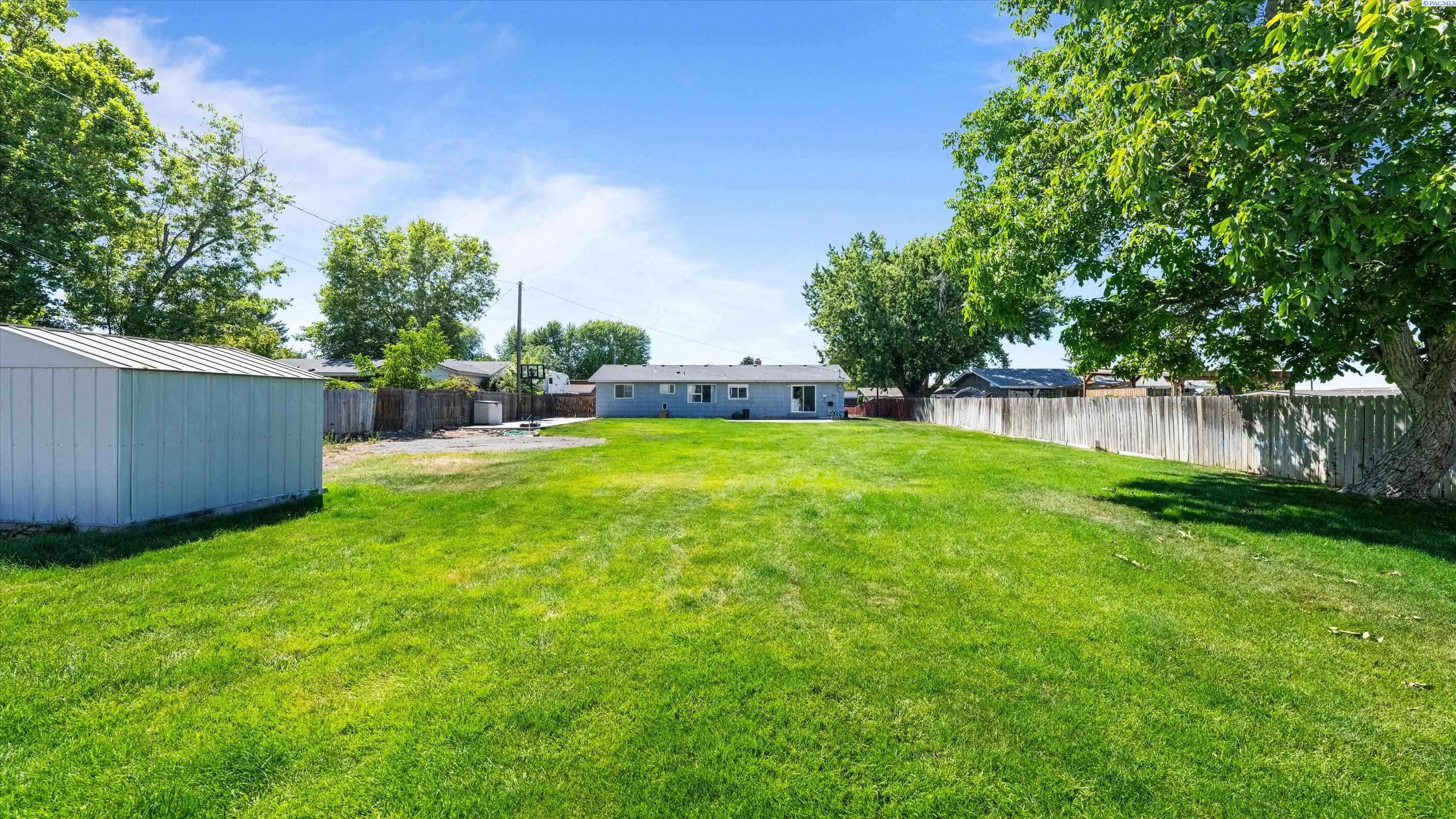 114 Kellogg St, Kennewick, WA 99336