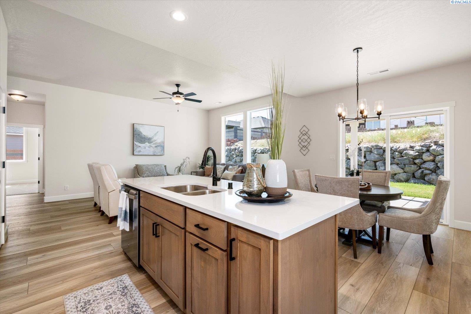 7221 29th Pl, Kennewick, WA 99338