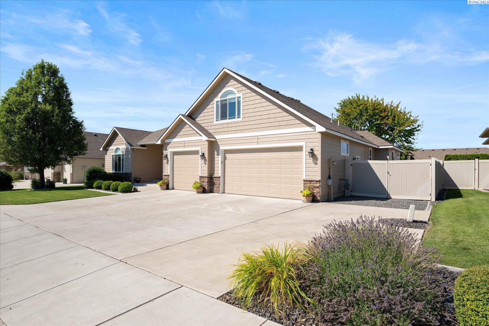 412 Georgia St, Kennewick, WA 99336