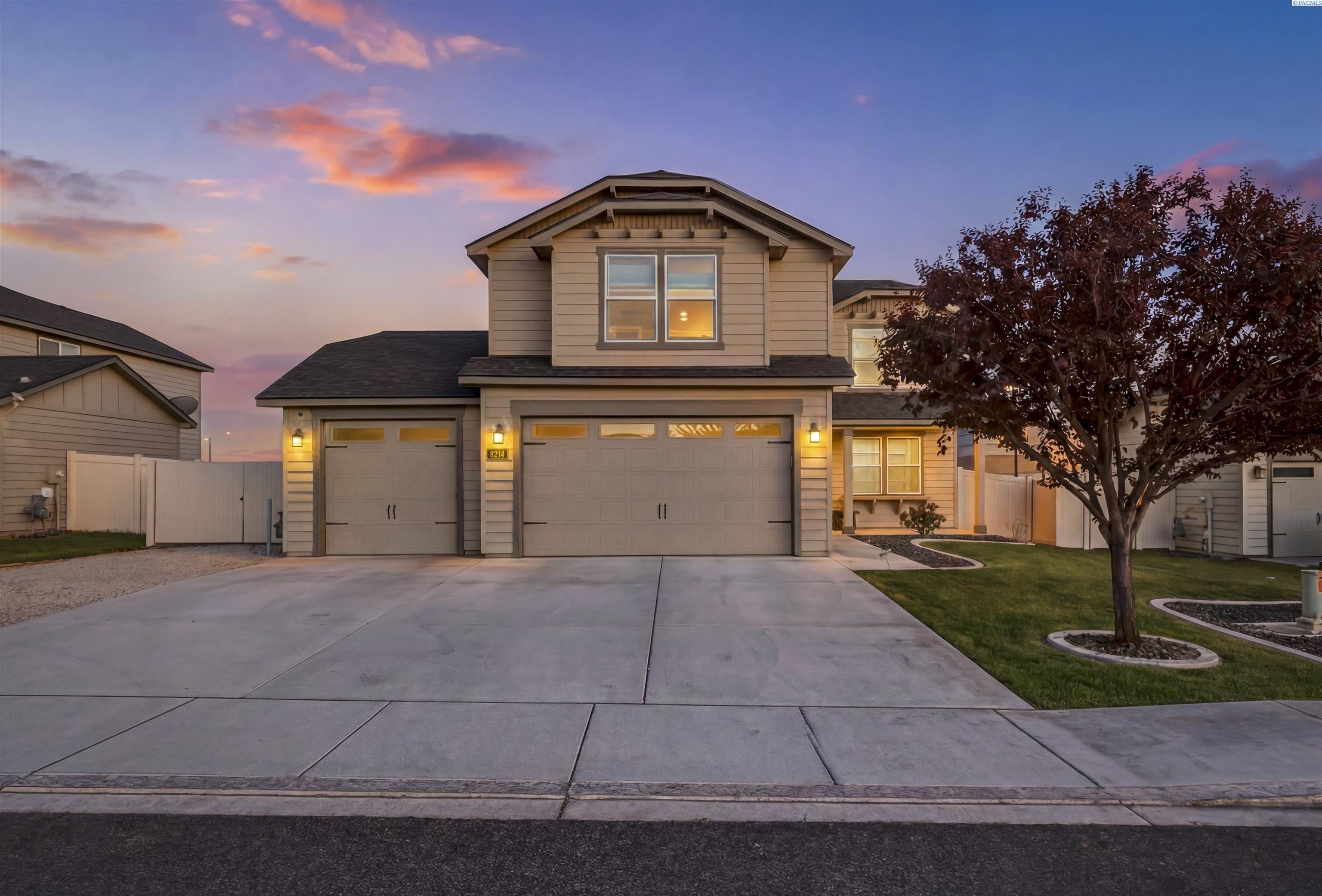 8214 Cassiar Dr, Pasco, WA 99301